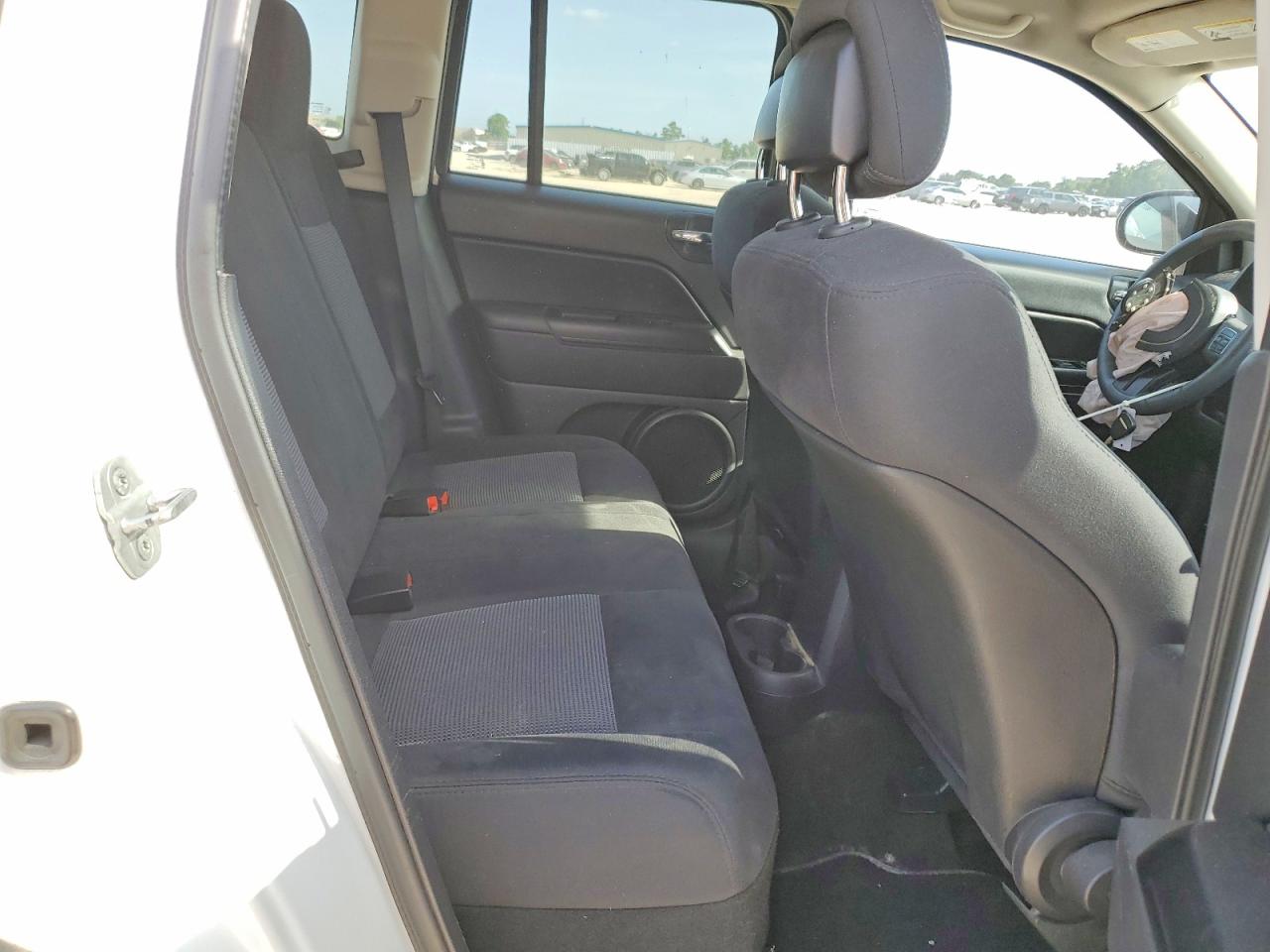 2013 Jeep Compass Sport White vin: 1C4NJCBA1DD250890