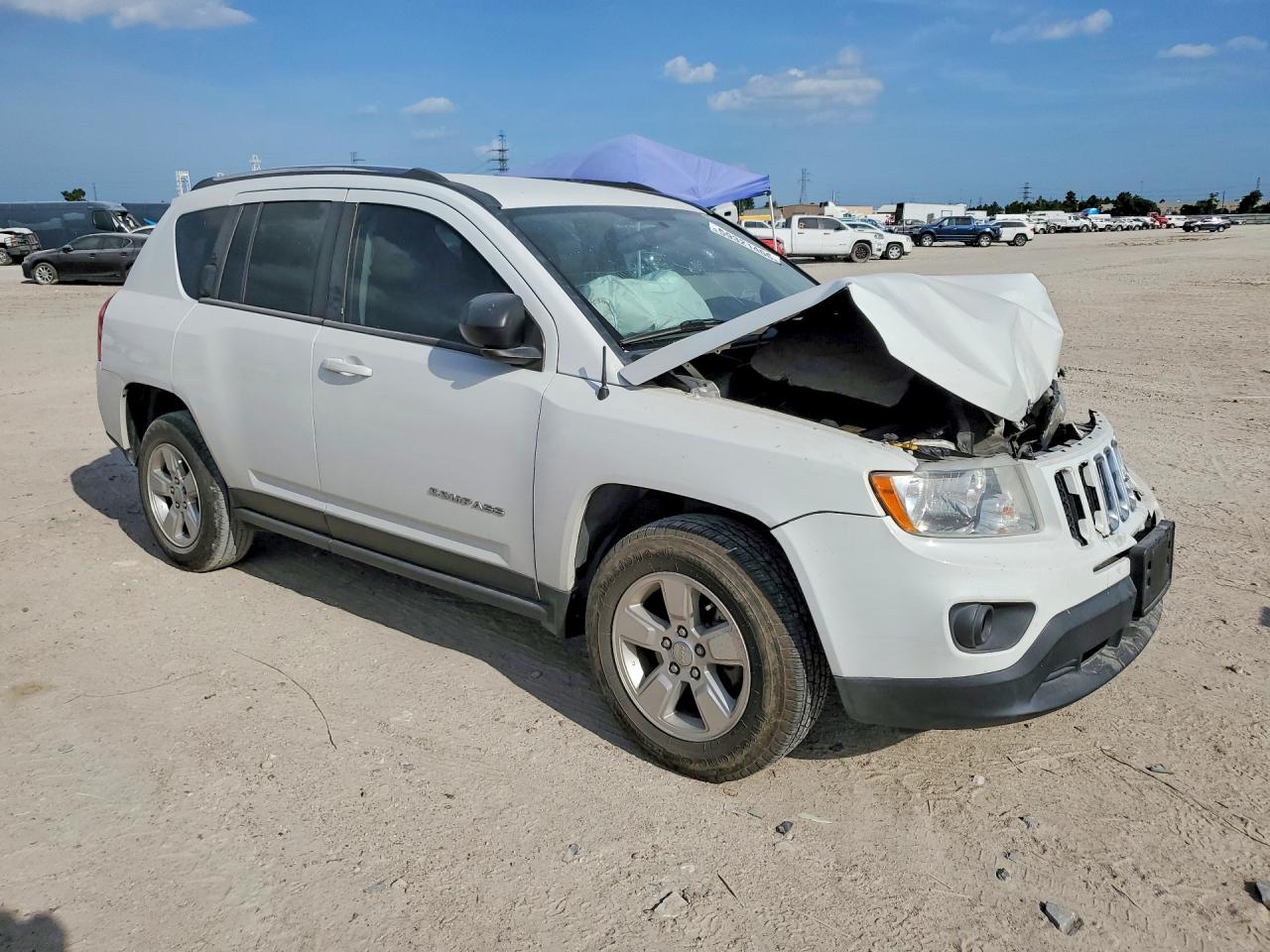 2013 Jeep Compass Sport White vin: 1C4NJCBA1DD250890