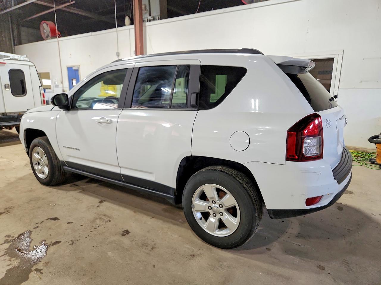 2014 Jeep Compass White vin: 1C4NJCBA1ED587058