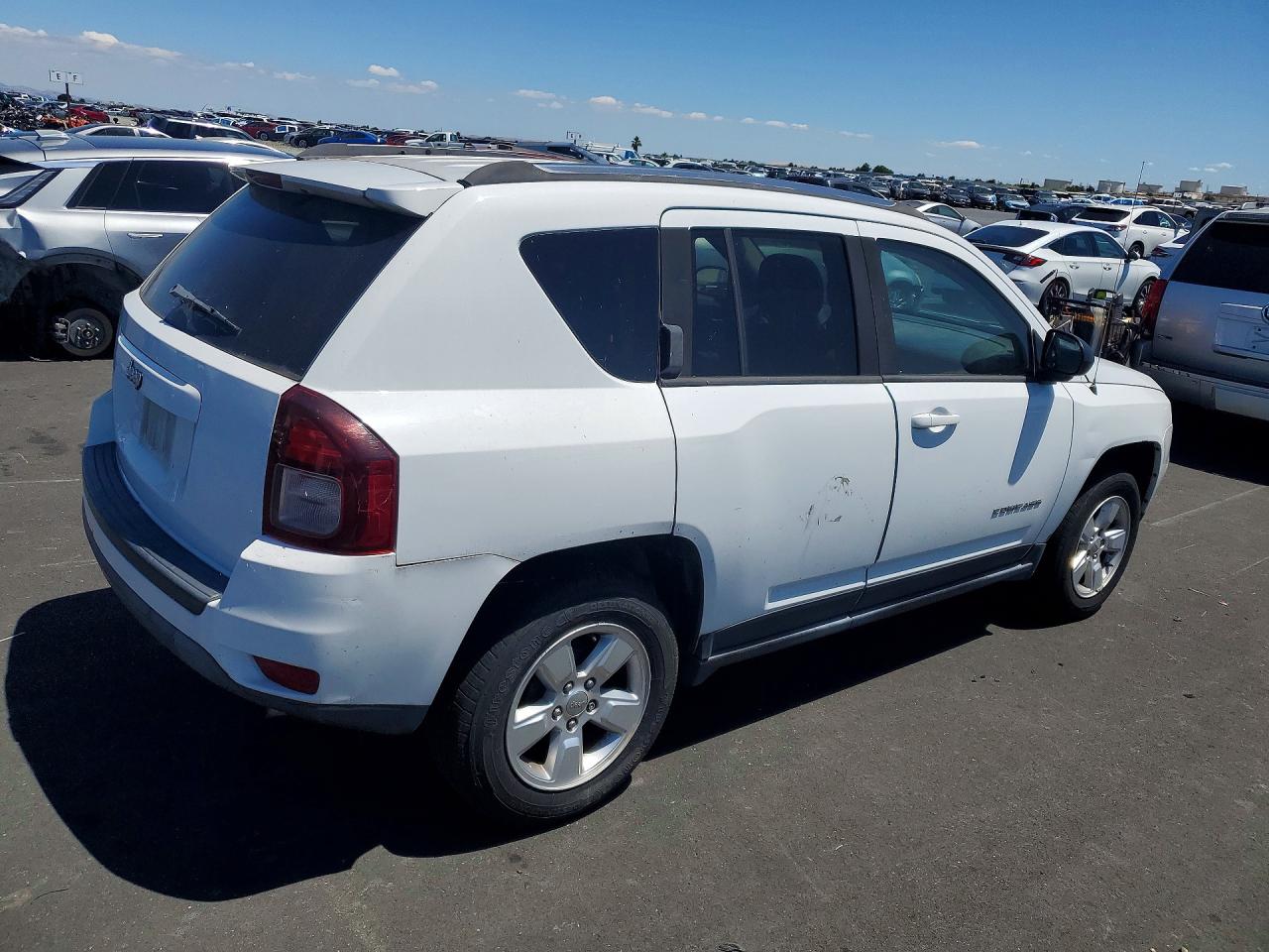 2015 Jeep Compass Sport White vin: 1C4NJCBA1FD143812
