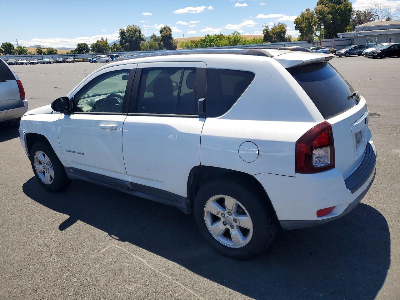 2015 Jeep Compass Sport White vin: 1C4NJCBA1FD143812