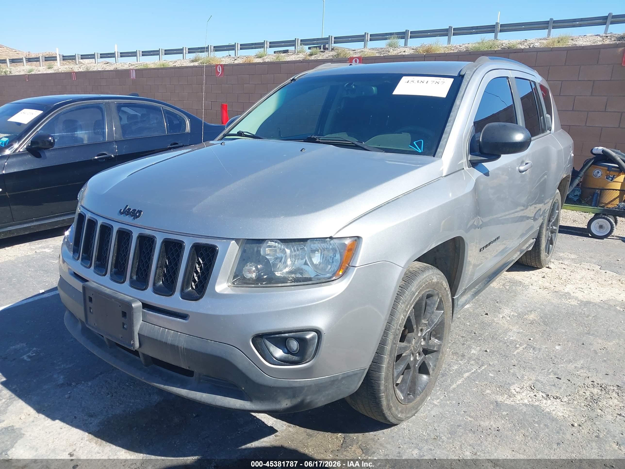 2015 Jeep Compass Altitude Edition Silver vin: 1C4NJCBA1FD263867