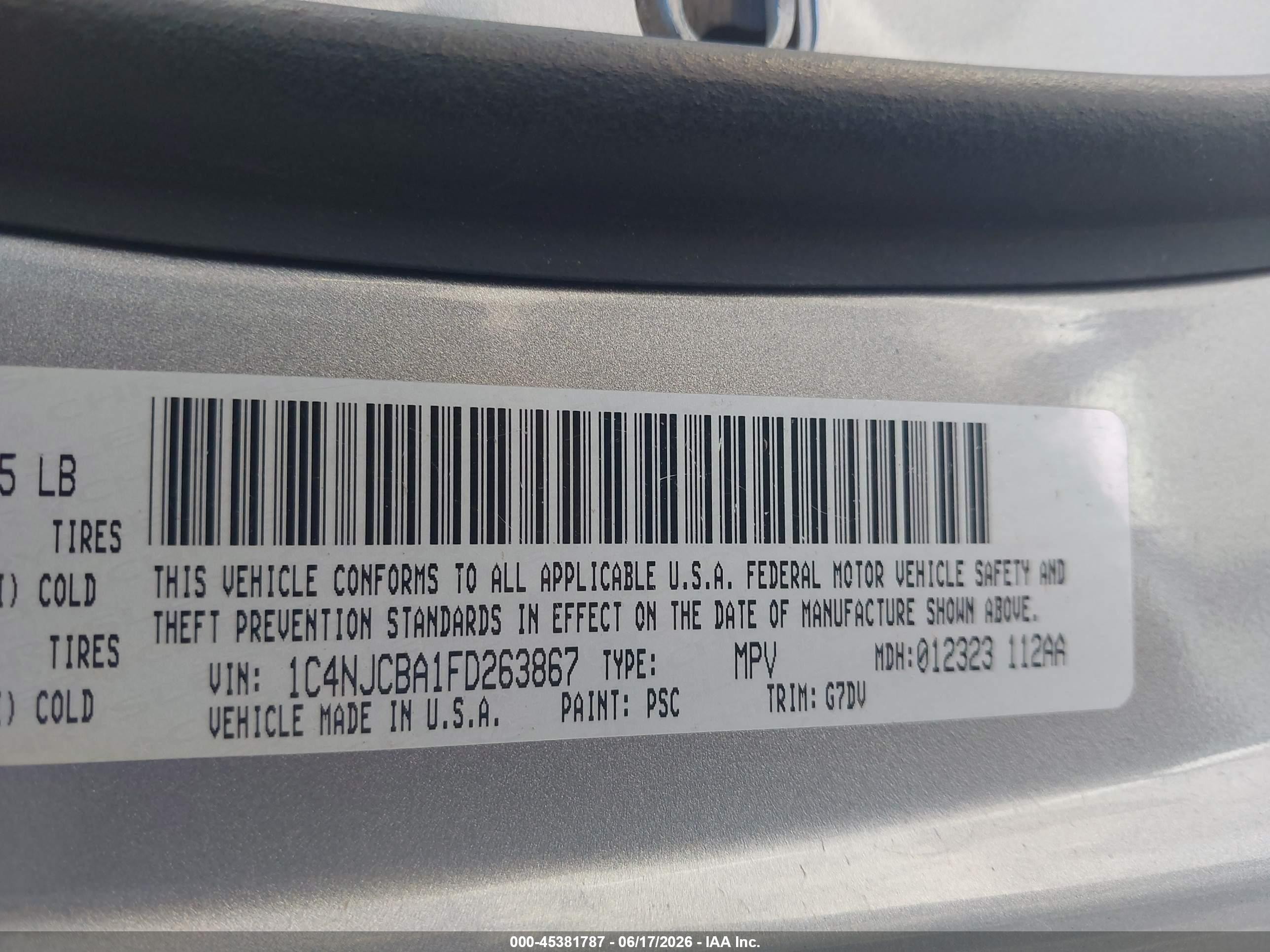 2015 Jeep Compass Altitude Edition Silver vin: 1C4NJCBA1FD263867