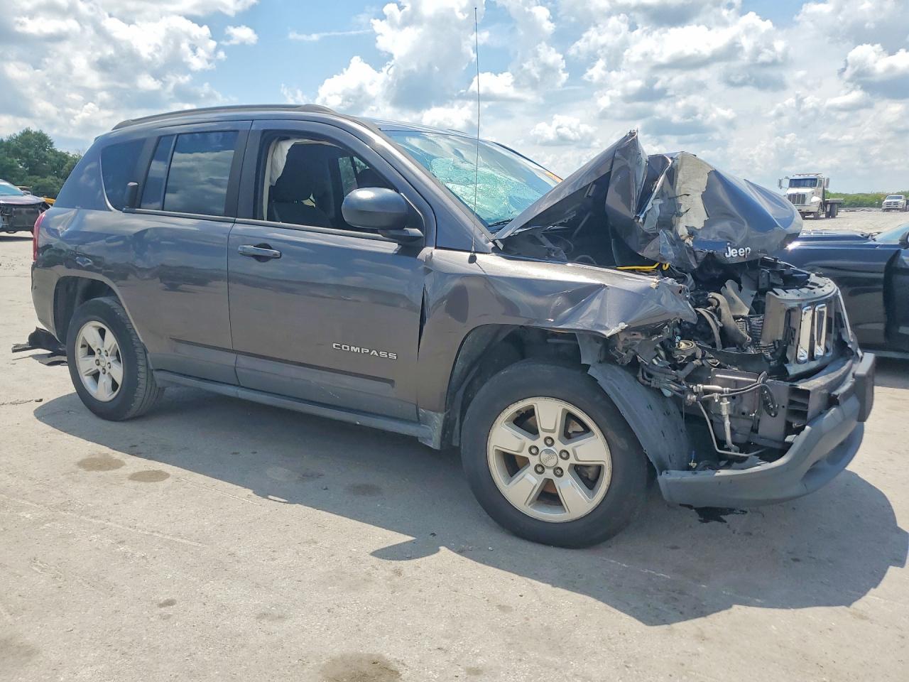 2016 Jeep Compass Sport Gray vin: 1C4NJCBA1GD547629