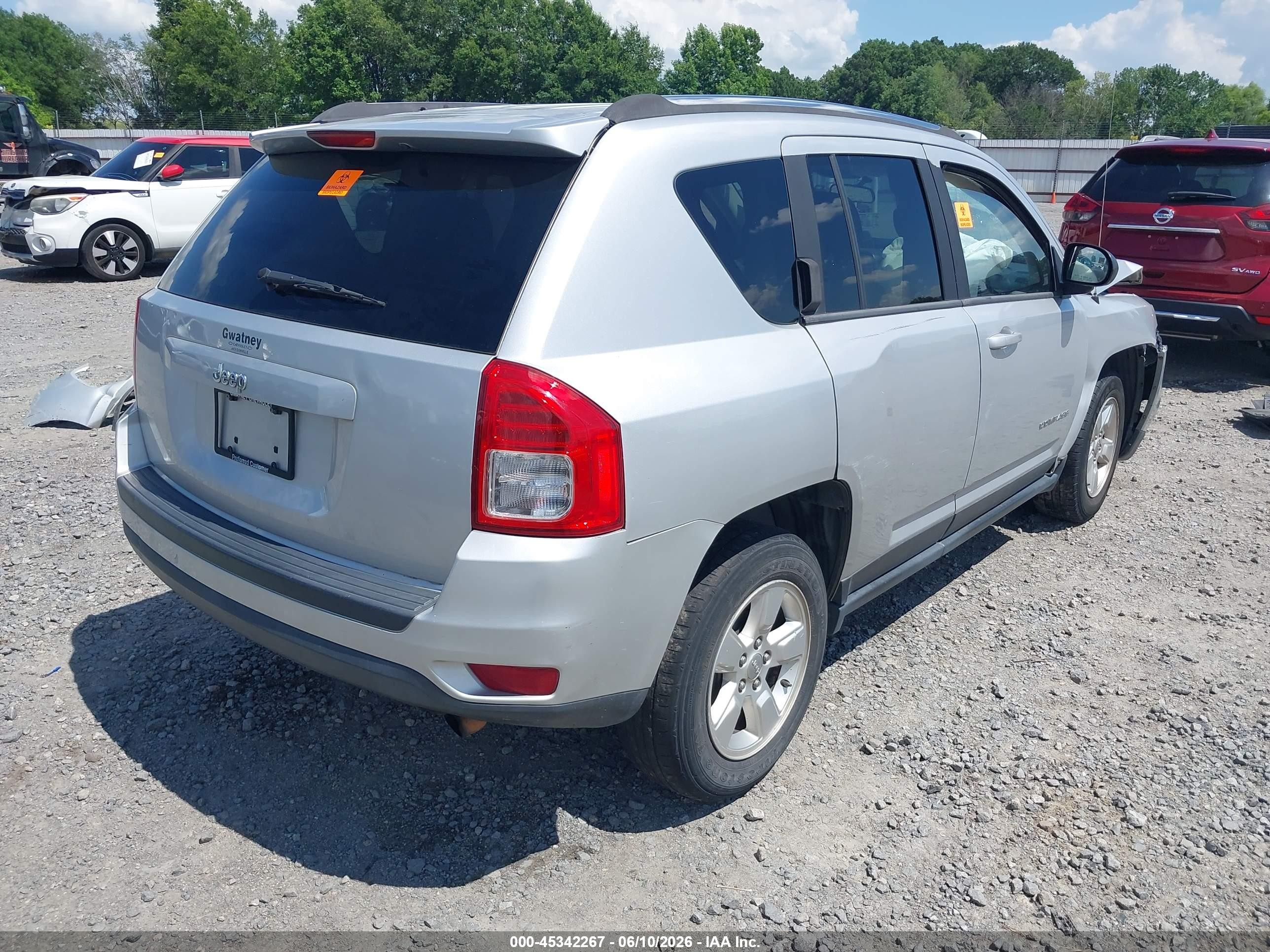 2013 Jeep Compass Sport Silver vin: 1C4NJCBA2DD272347
