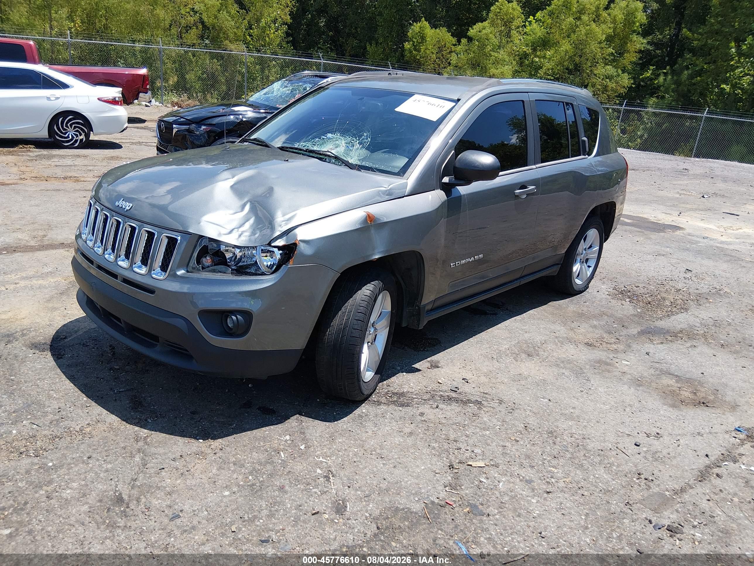 2014 Jeep Compass Sport Silver vin: 1C4NJCBA2ED504169