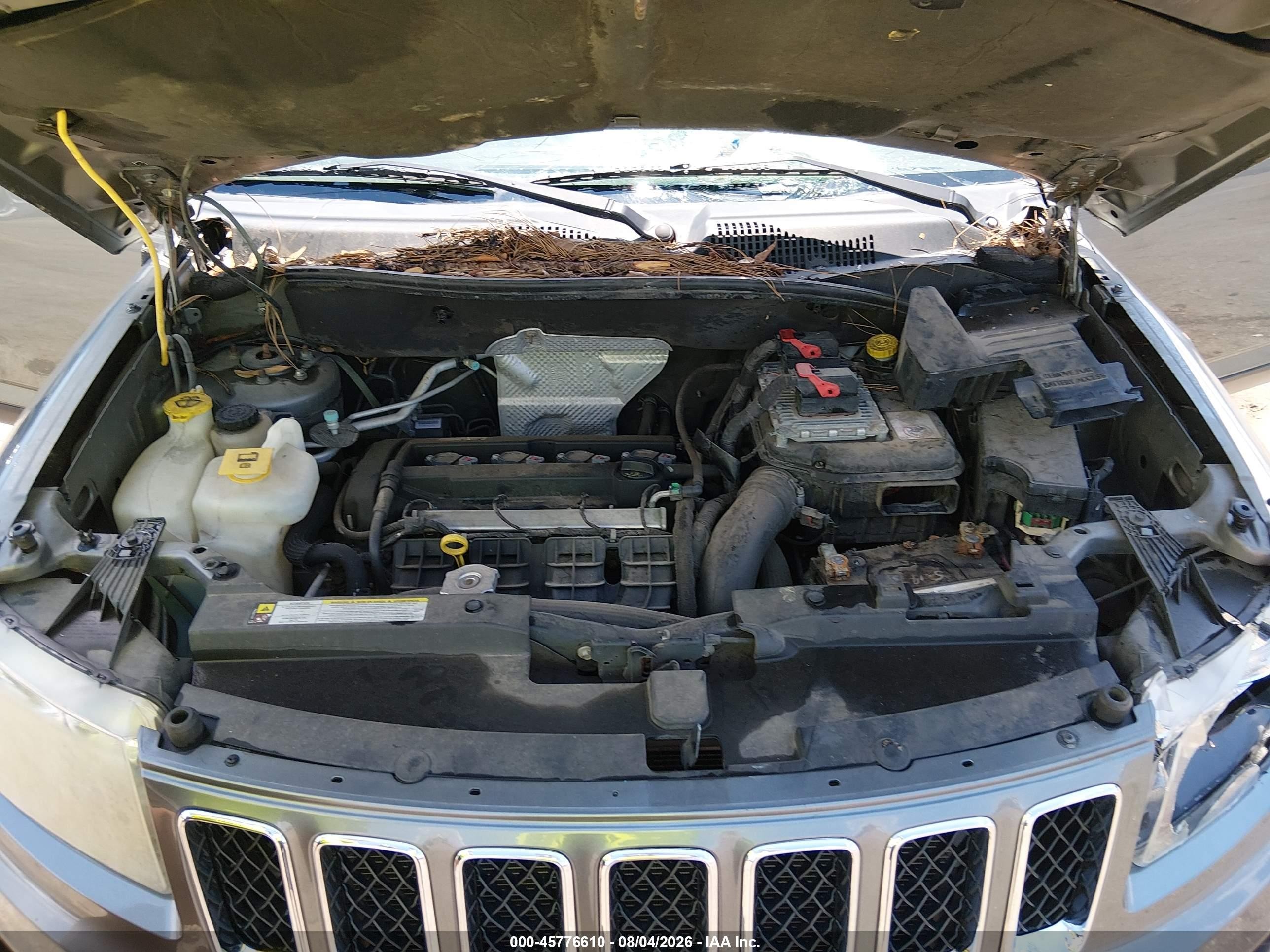 2014 Jeep Compass Sport Silver vin: 1C4NJCBA2ED504169