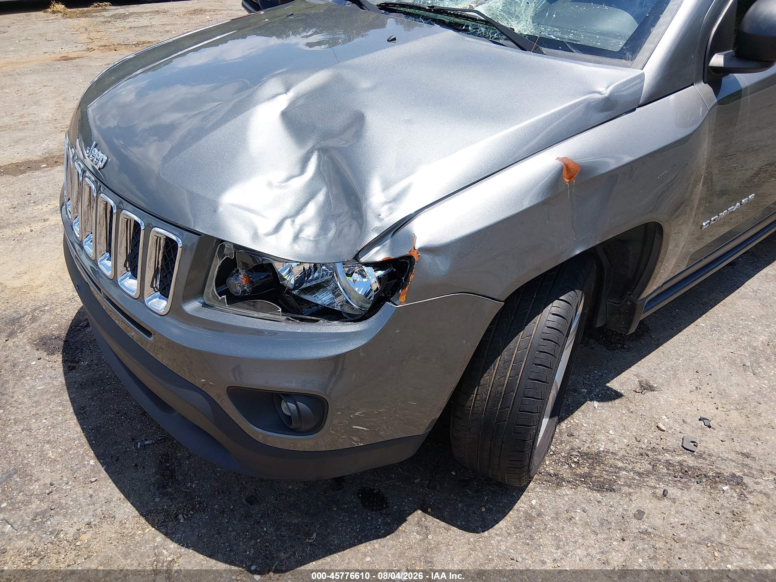 2014 Jeep Compass Sport Silver vin: 1C4NJCBA2ED504169