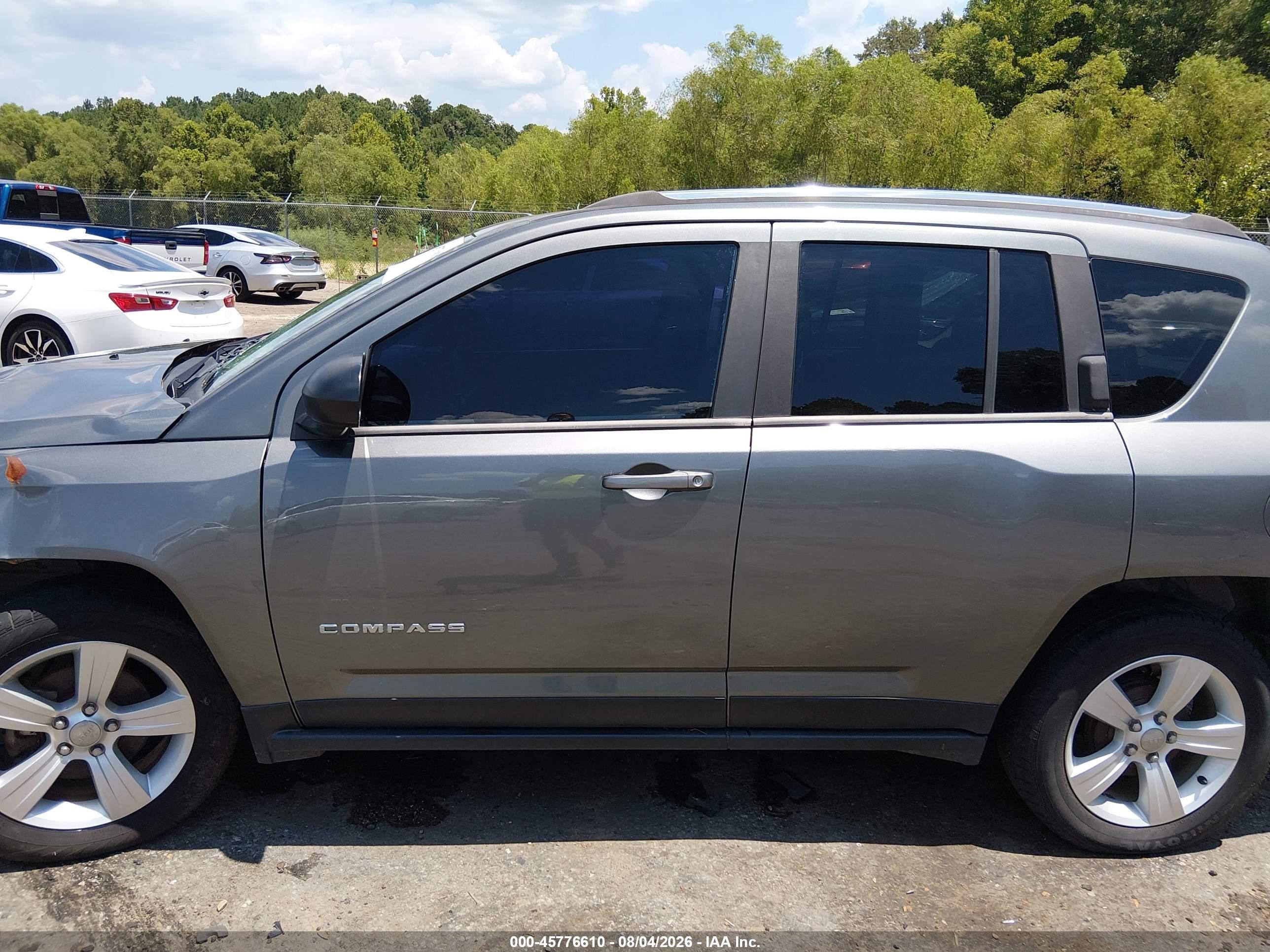 2014 Jeep Compass Sport Silver vin: 1C4NJCBA2ED504169
