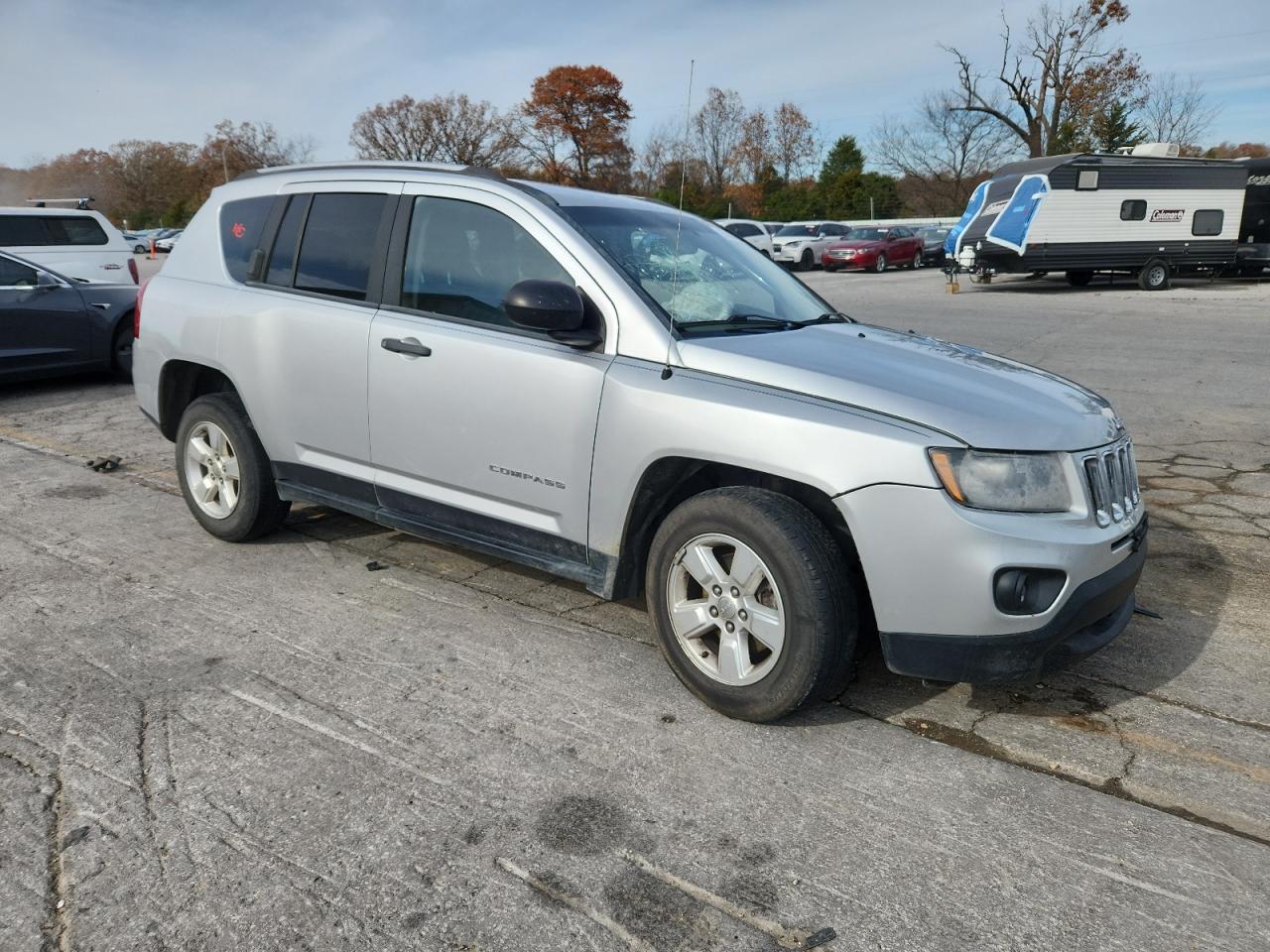 2014 Jeep Compass Sport Silver vin: 1C4NJCBA2ED536331