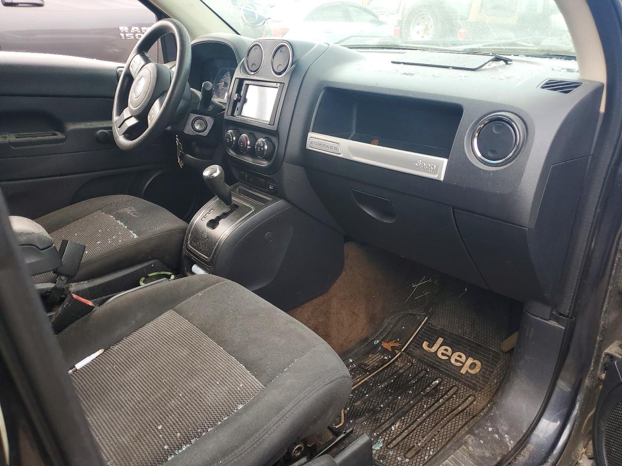 2014 Jeep Compass Sport Угольный vin: 1C4NJCBA2ED796941