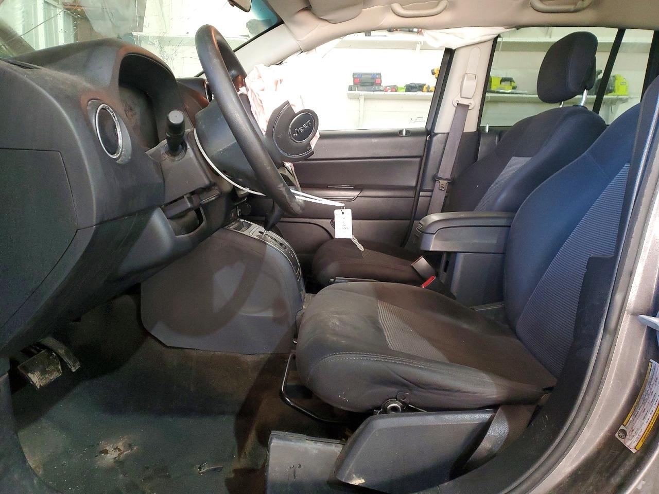 2015 Jeep Compass Sport Charcoal vin: 1C4NJCBA2FD334123