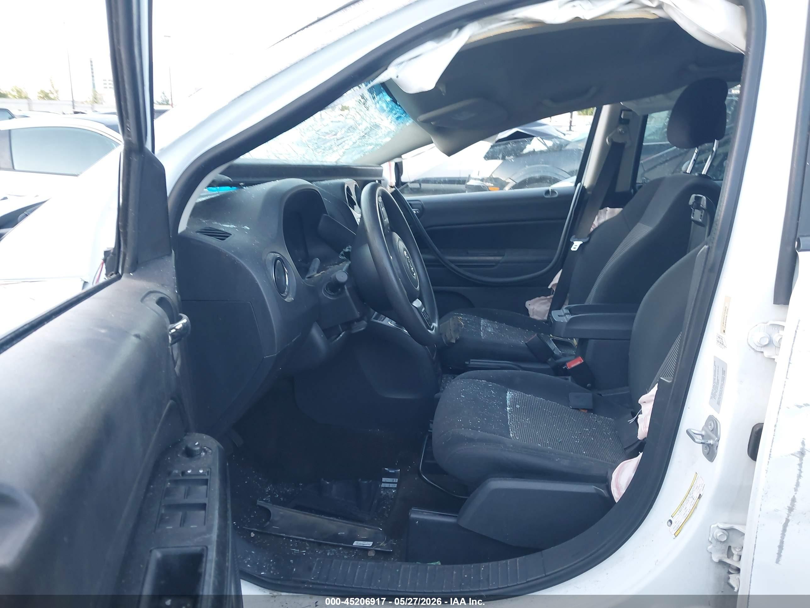 2015 Jeep Compass Sport White vin: 1C4NJCBA2FD438546