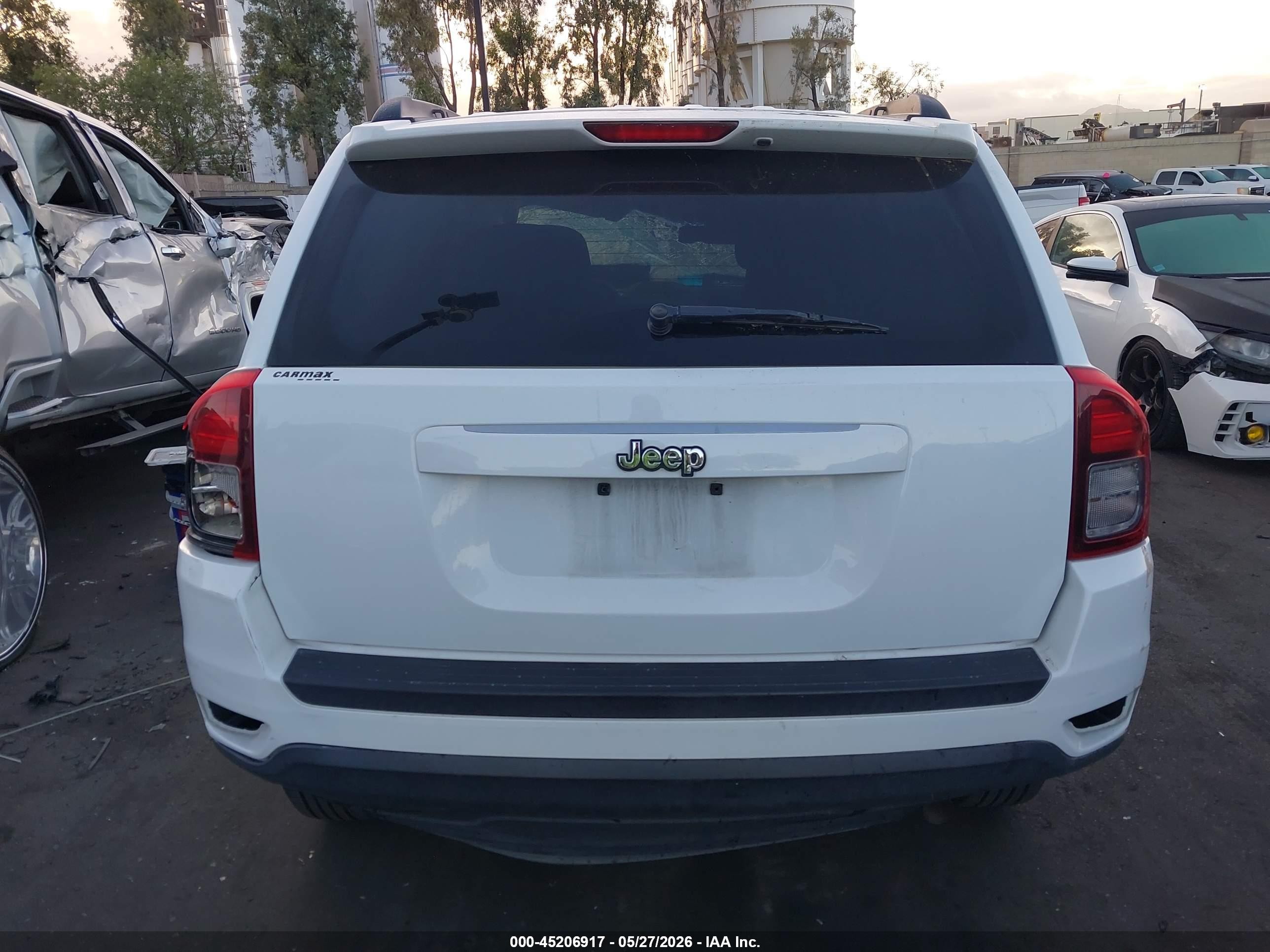 2015 Jeep Compass Sport White vin: 1C4NJCBA2FD438546