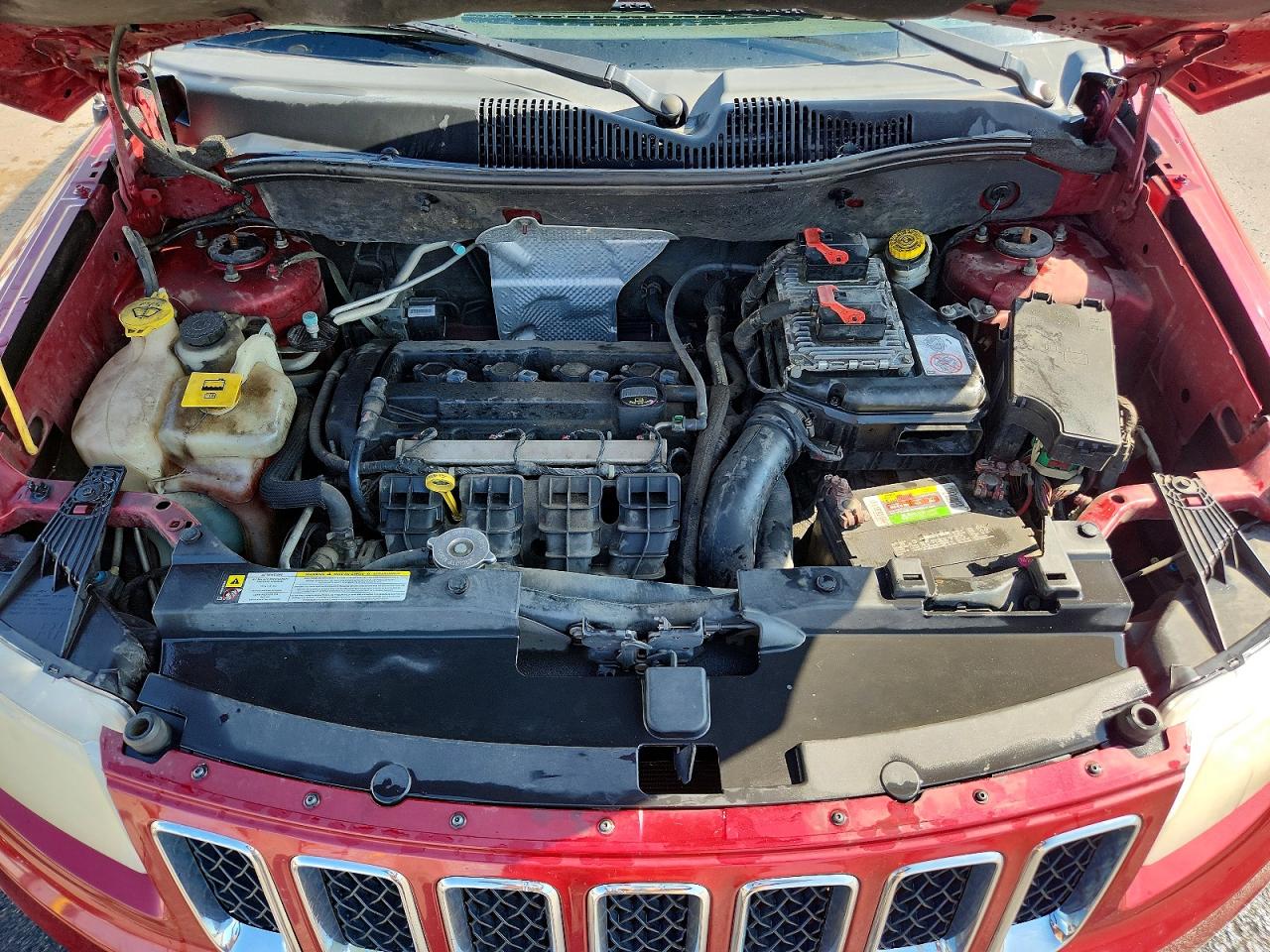2012 Jeep Compass Sport Red vin: 1C4NJCBA3CD526811