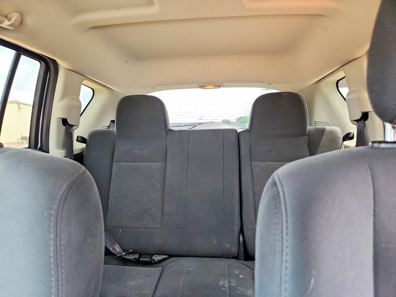 2012 Jeep Compass Серебряный vin: 1C4NJCBA3CD665689