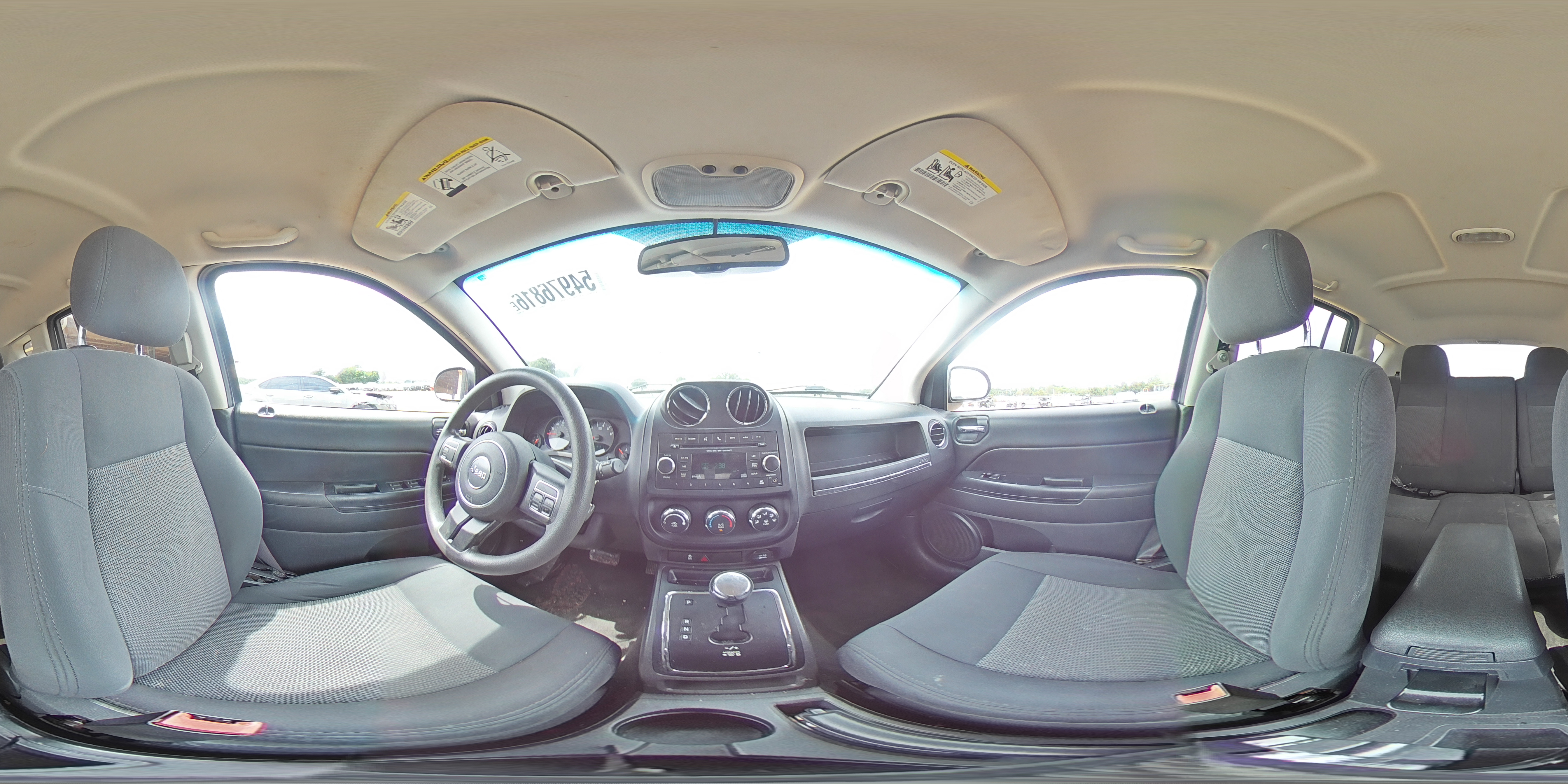 2012 Jeep Compass Серебряный vin: 1C4NJCBA3CD665689