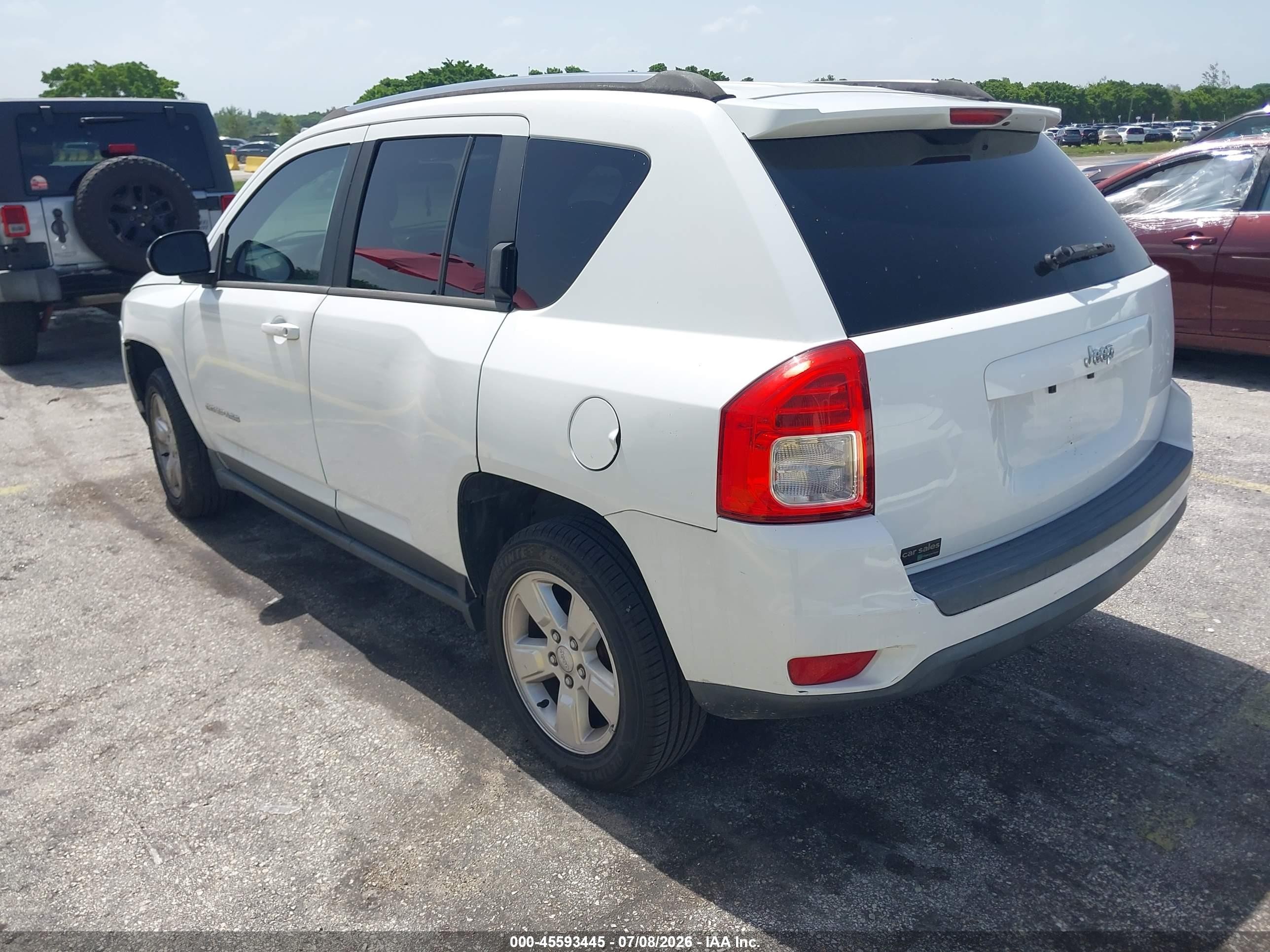 2013 Jeep Compass Sport White vin: 1C4NJCBA3DD272227