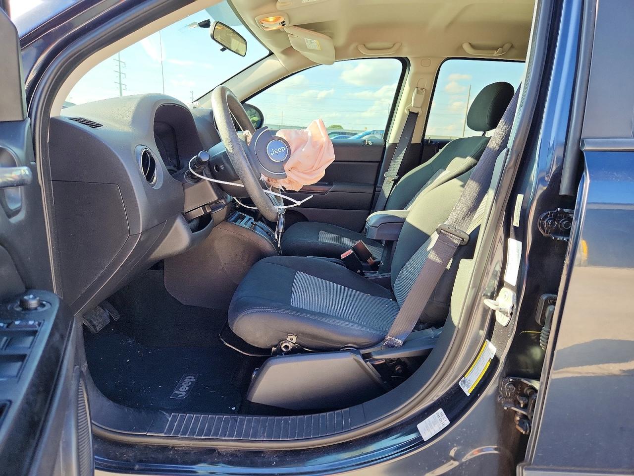 2014 Jeep Compass Sport Blue vin: 1C4NJCBA3ED595307