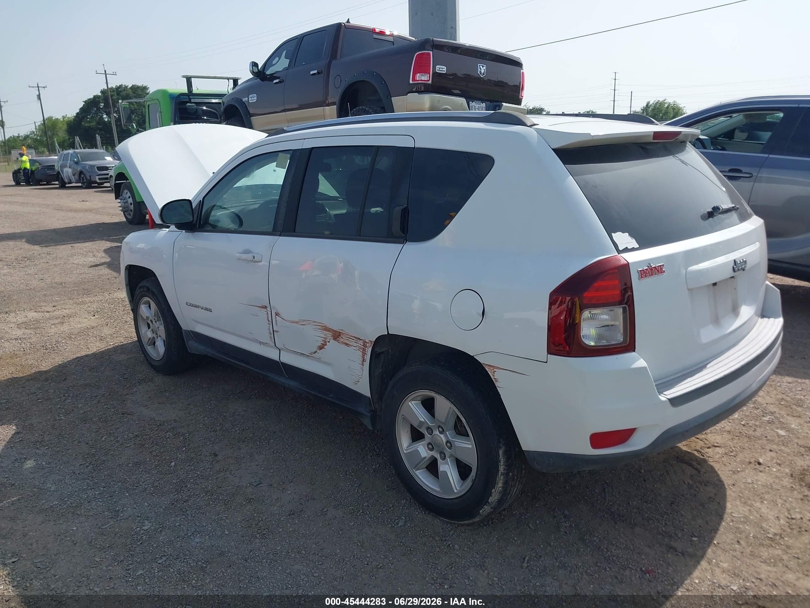 2015 Jeep Compass Sport White vin: 1C4NJCBA3FD273218