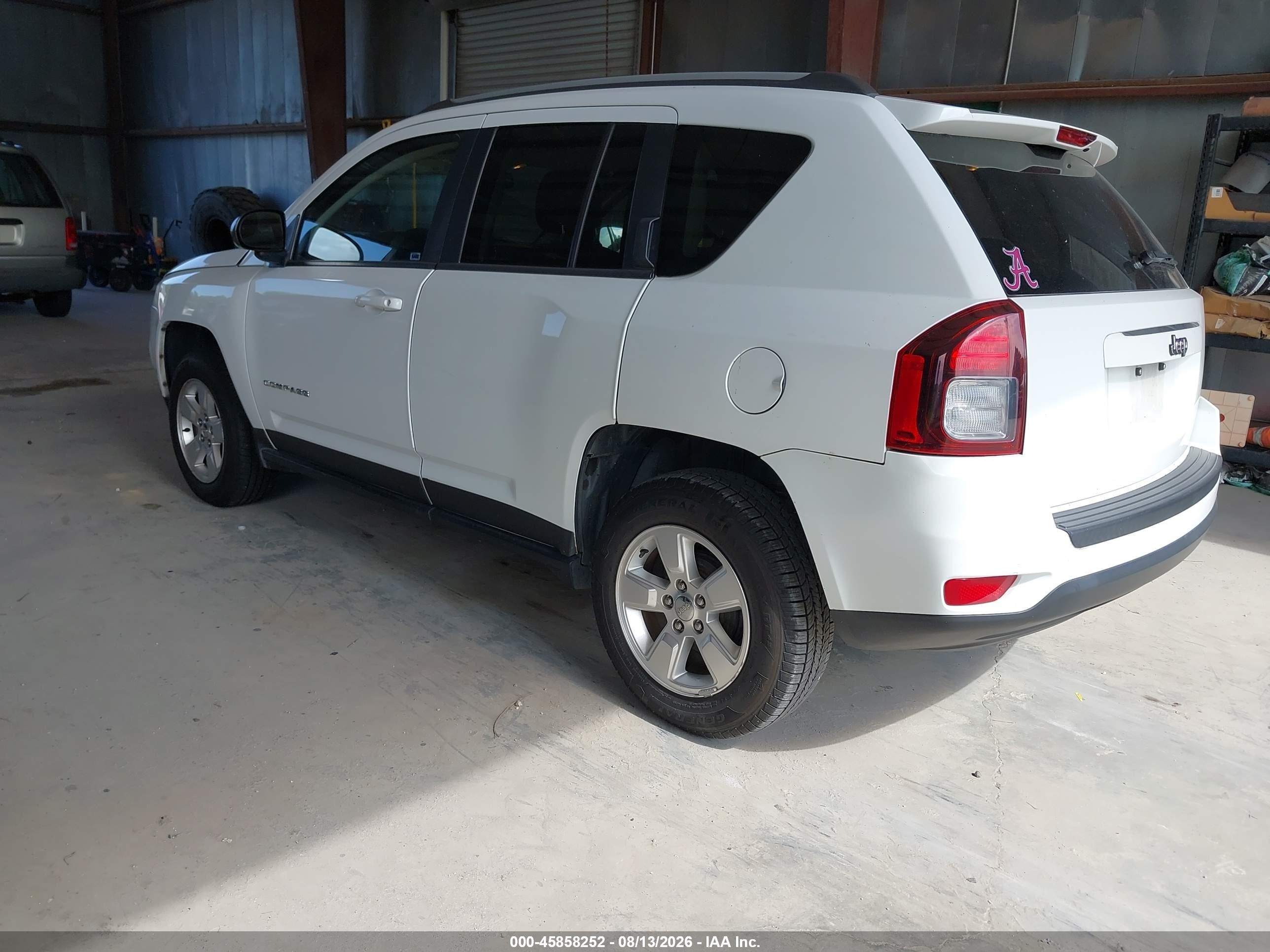 2015 Jeep Compass Sport White vin: 1C4NJCBA3FD285076