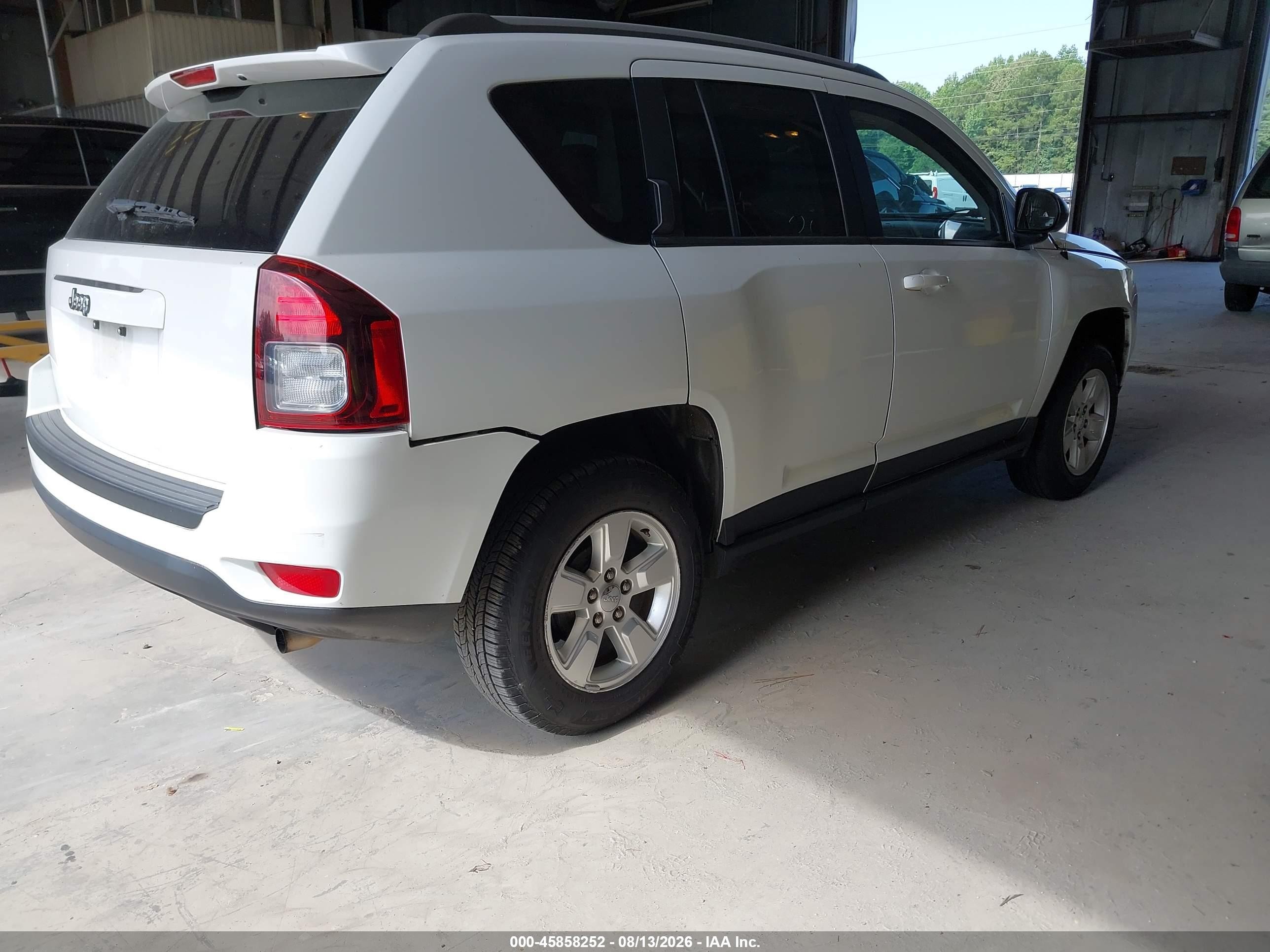 2015 Jeep Compass Sport White vin: 1C4NJCBA3FD285076