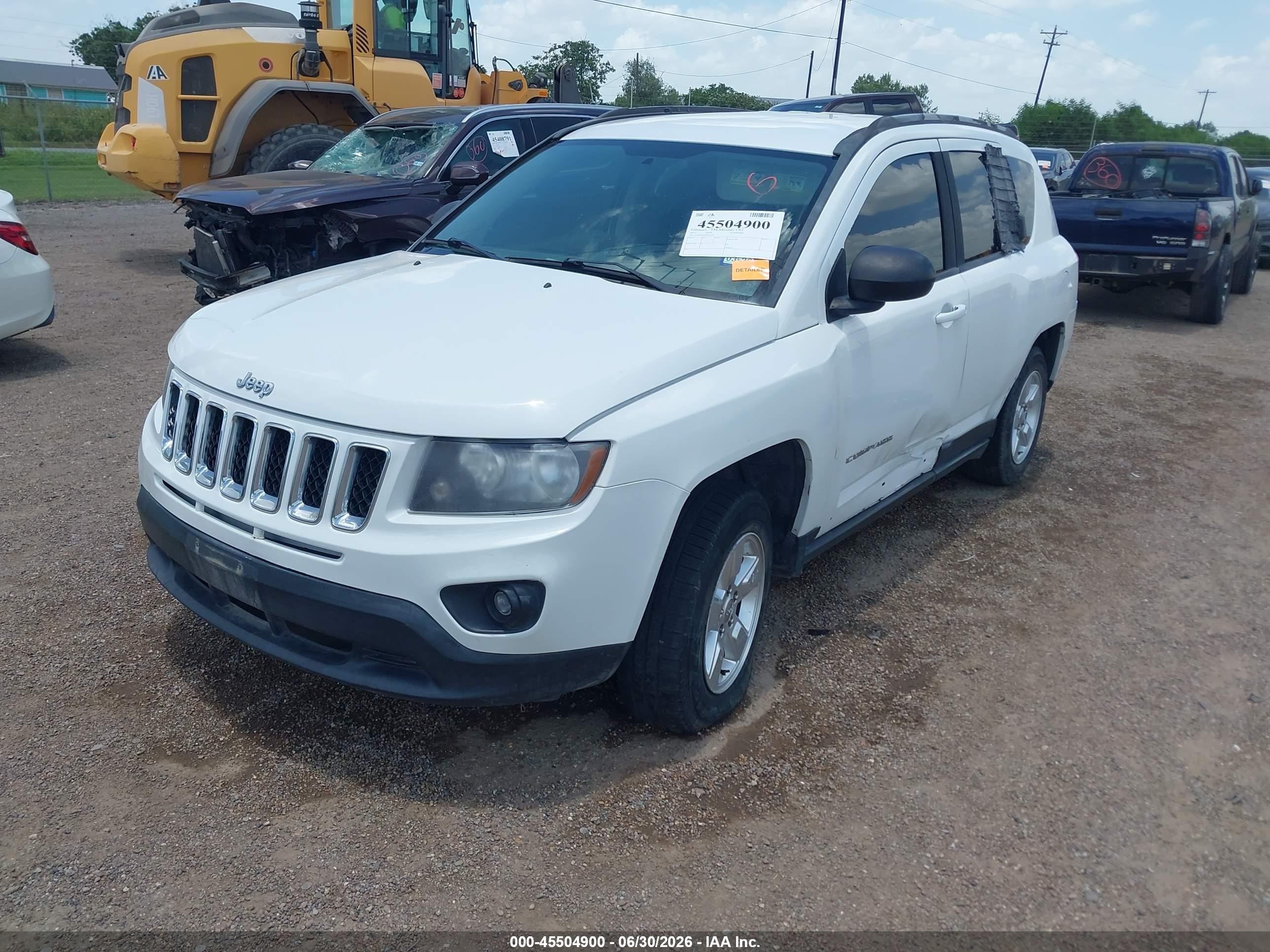 2015 Jeep Compass Sport White vin: 1C4NJCBA3FD313412