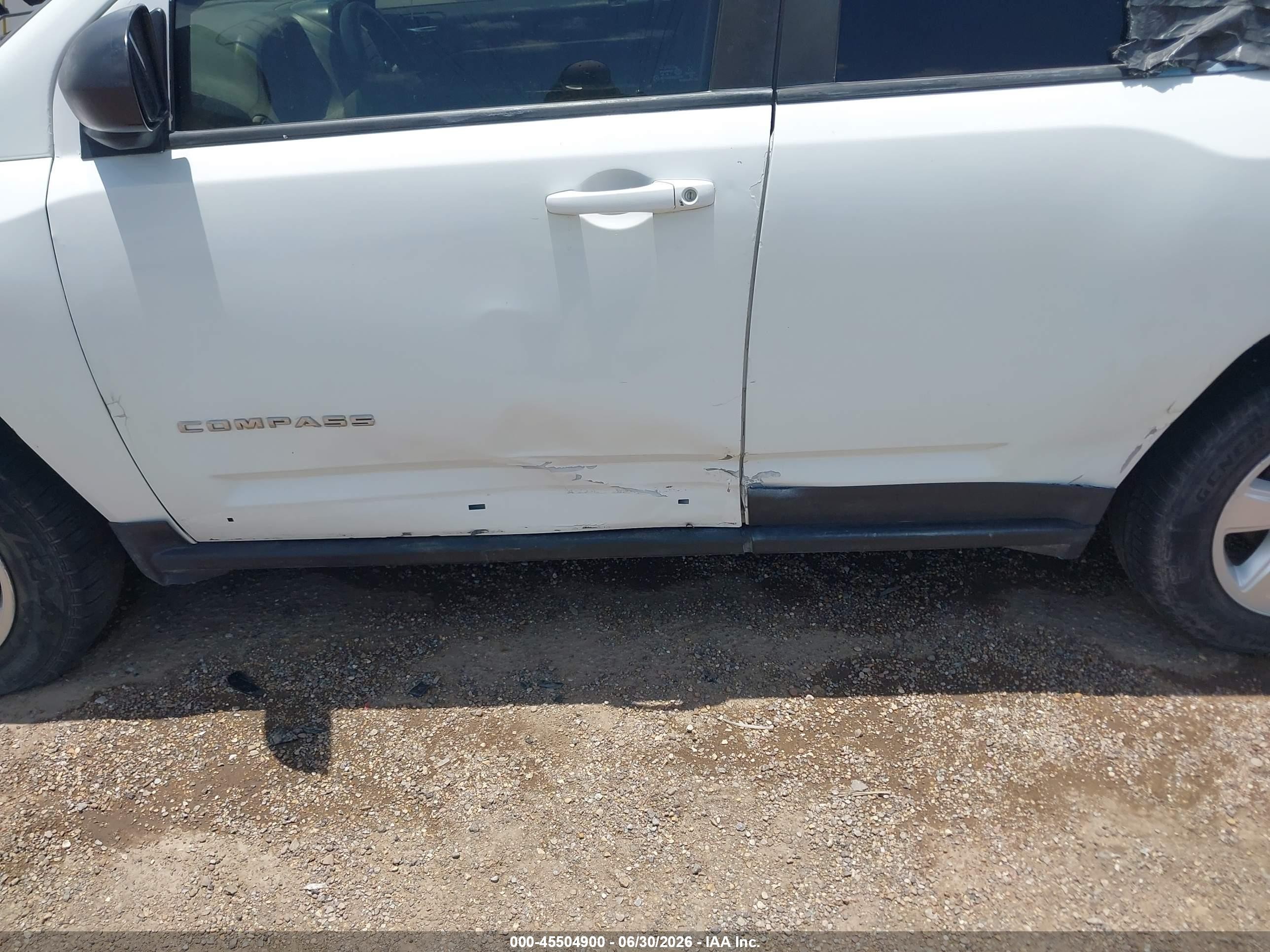 2015 Jeep Compass Sport White vin: 1C4NJCBA3FD313412