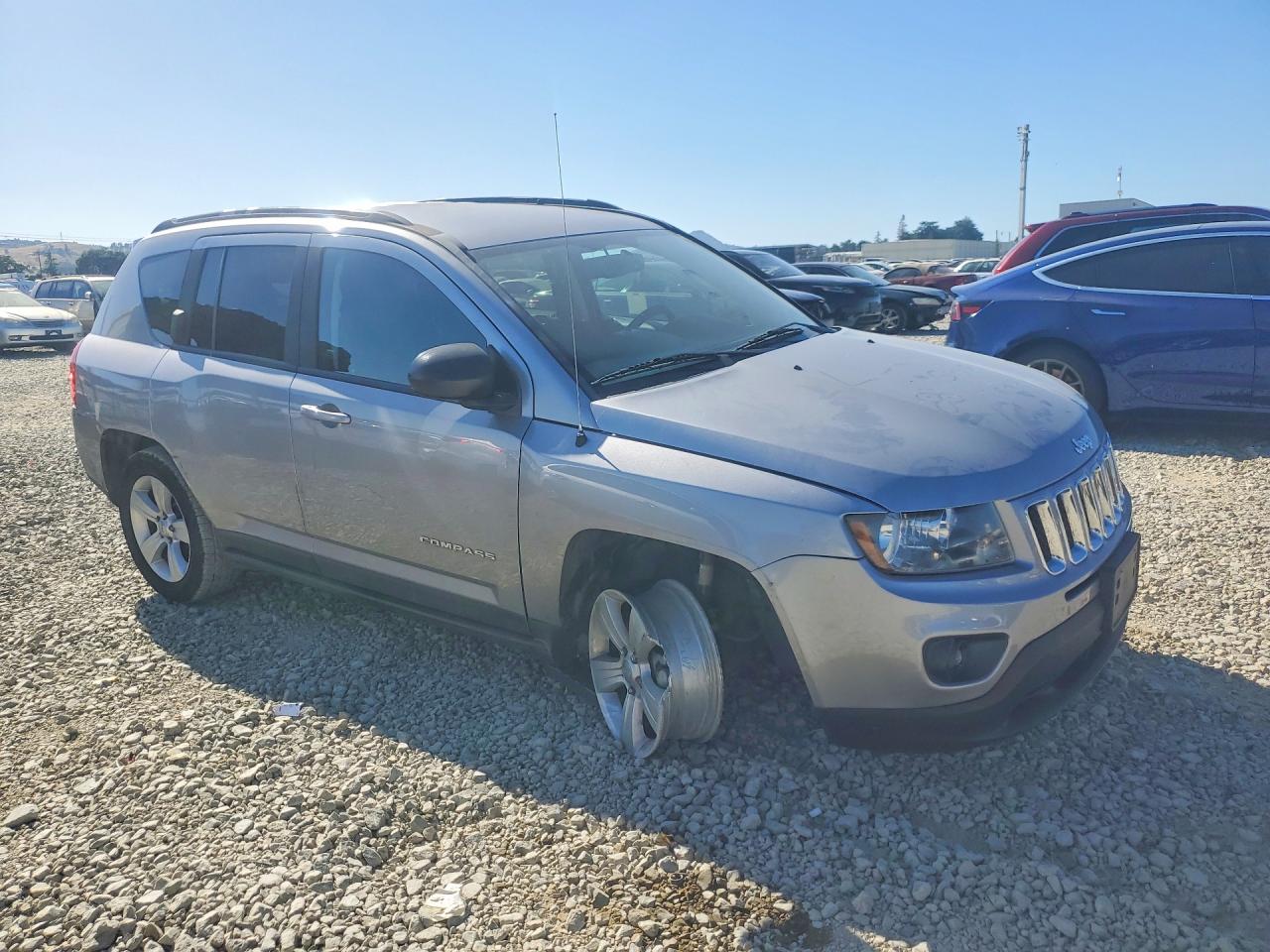 2016 Jeep Compass Sport Серебряный vin: 1C4NJCBA3GD560611