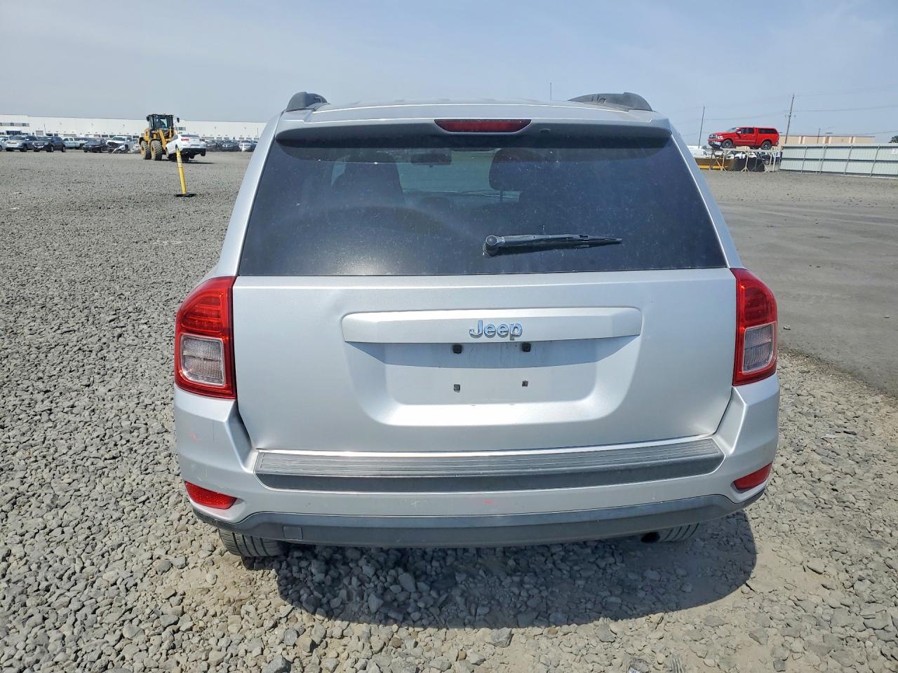 2012 Jeep Compass Sport Silver vin: 1C4NJCBA4CD557159