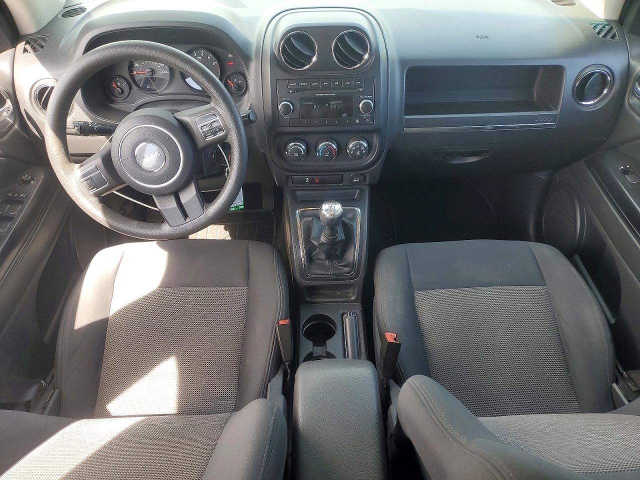 2012 Jeep Compass Sport Silver vin: 1C4NJCBA4CD557159