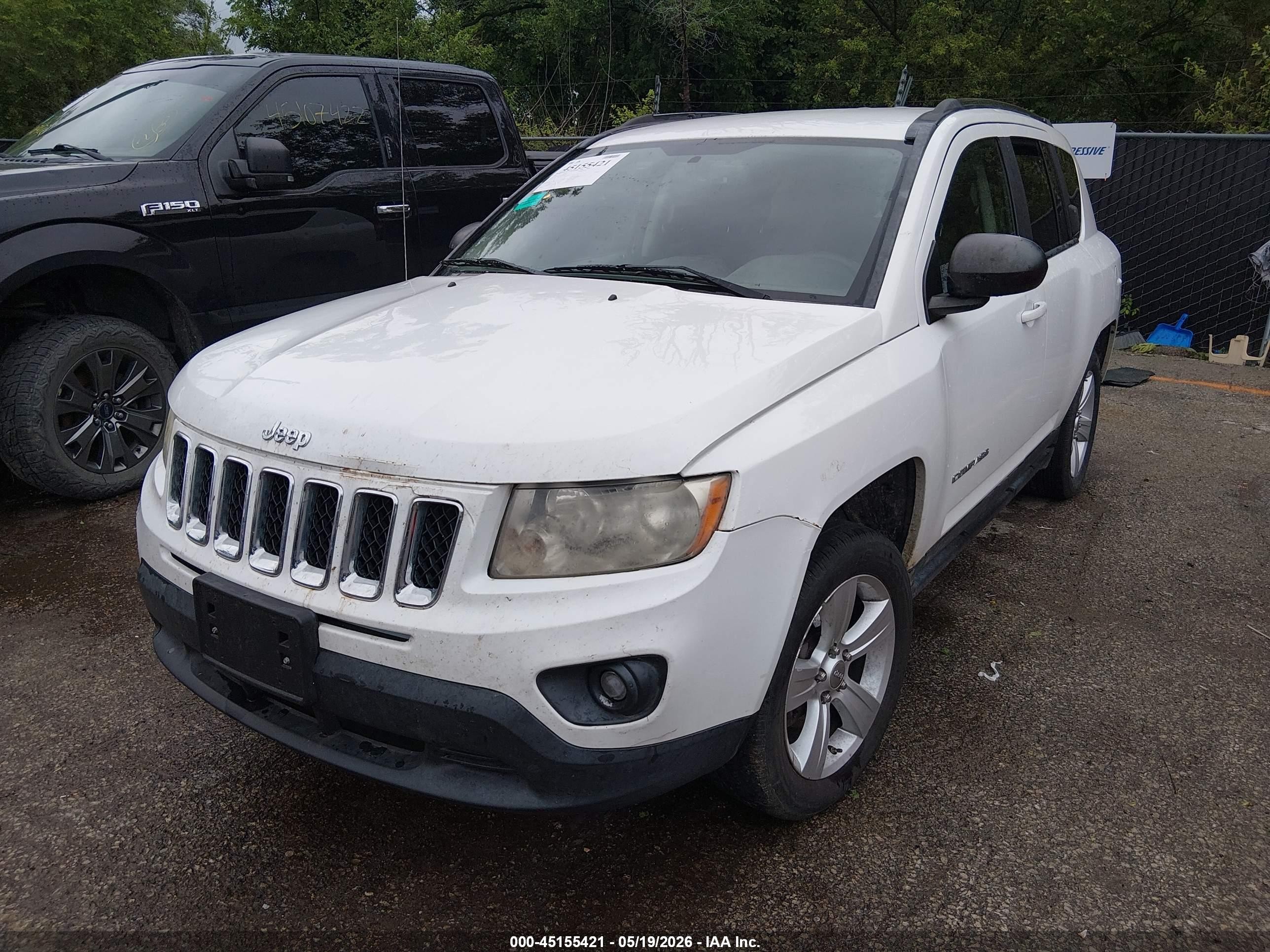 2012 Jeep Compass Sport White vin: 1C4NJCBA4CD684073