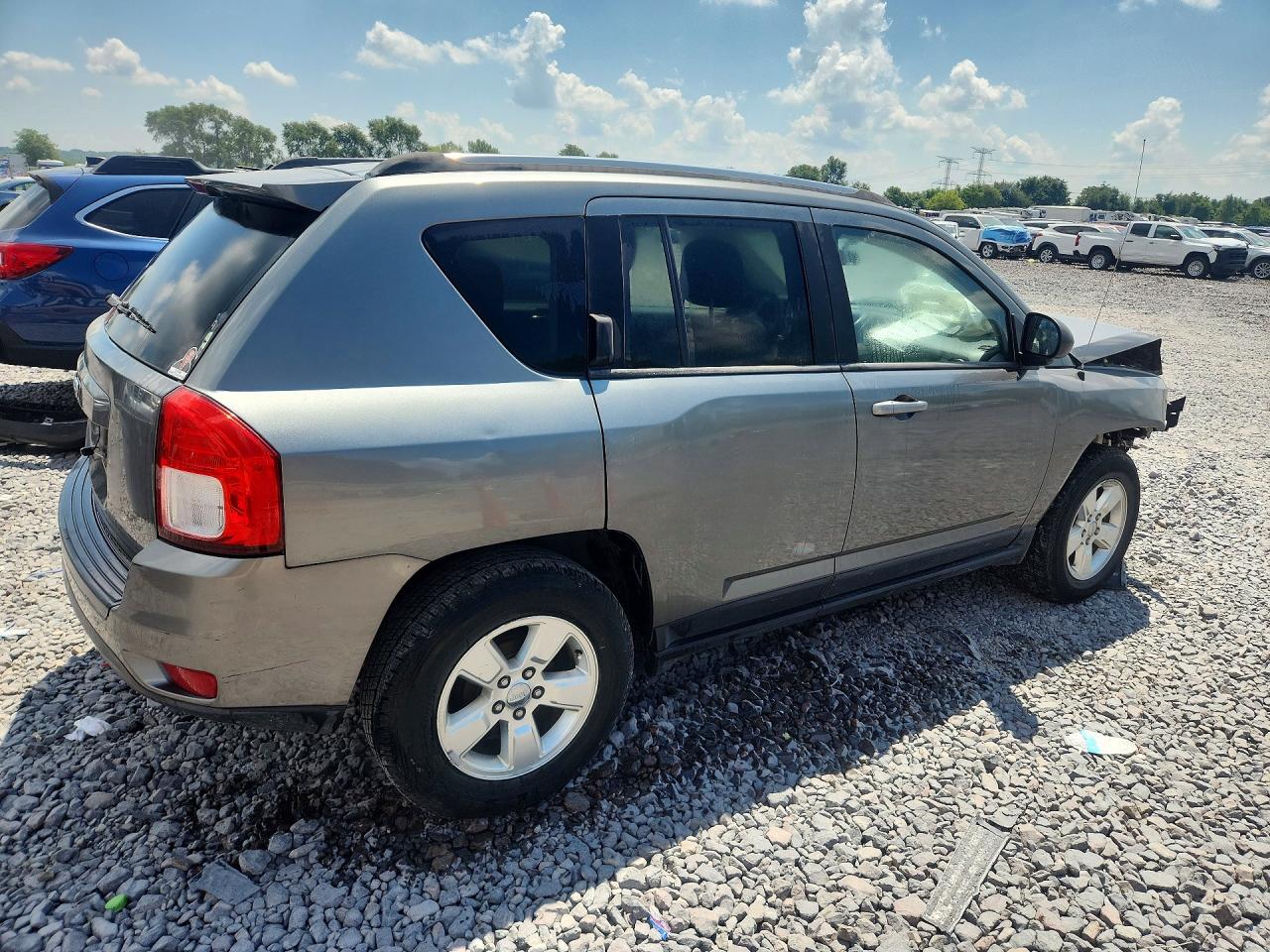 2013 Jeep Compass Sport Silver vin: 1C4NJCBA4DD265187