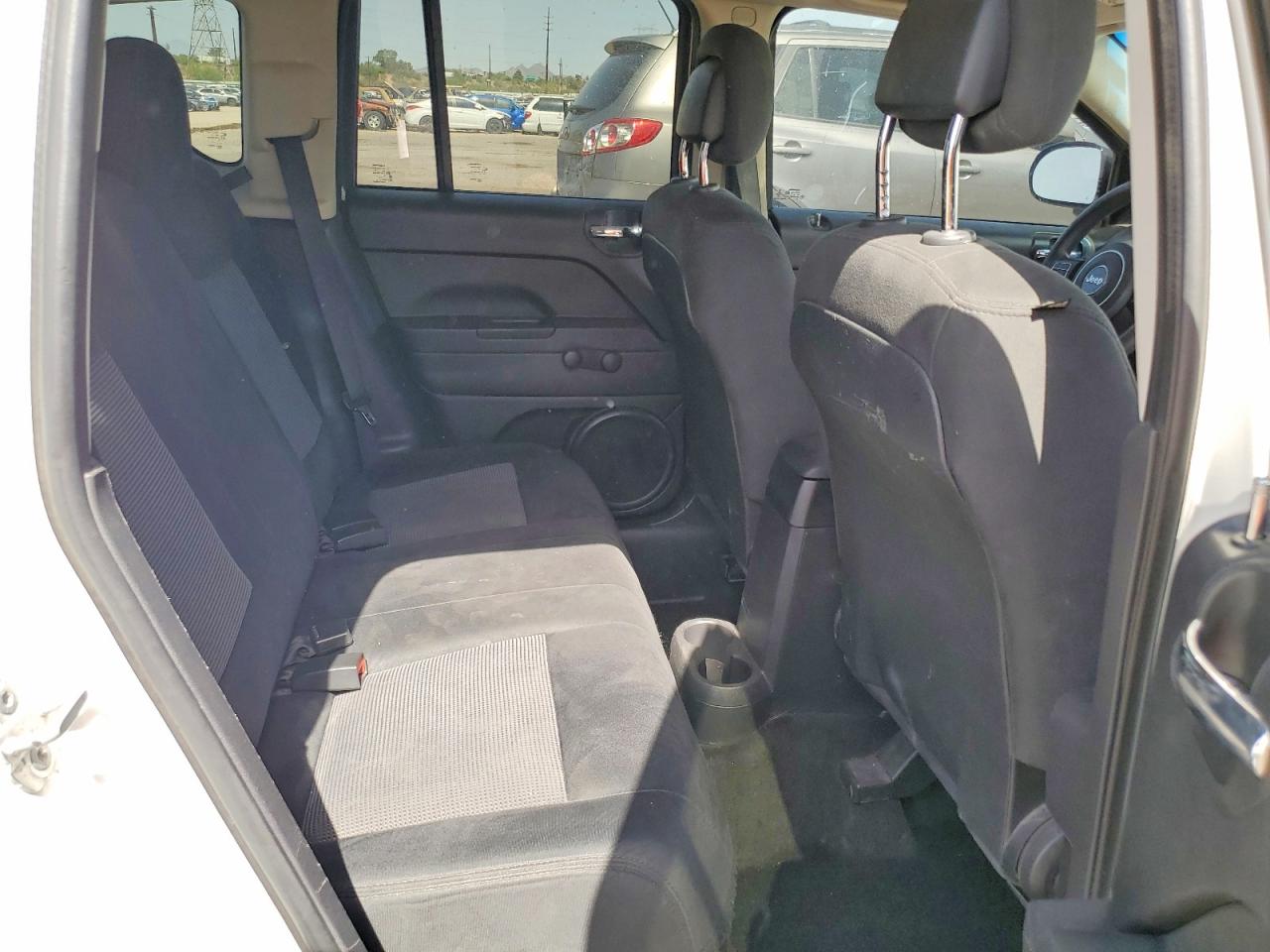 2014 Jeep Compass Sport White vin: 1C4NJCBA4ED537805