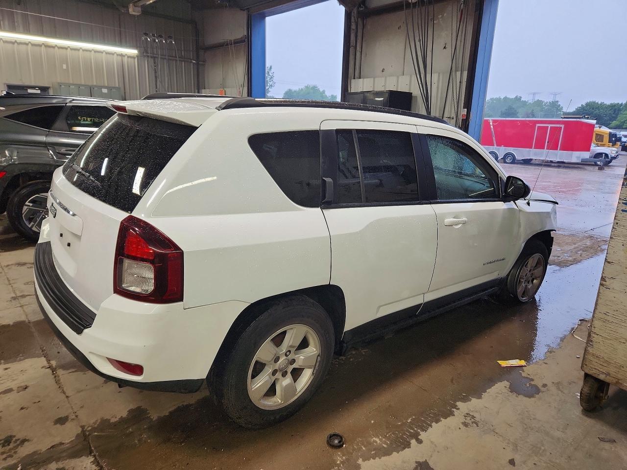 2014 Jeep Compass Sport White vin: 1C4NJCBA4ED832483