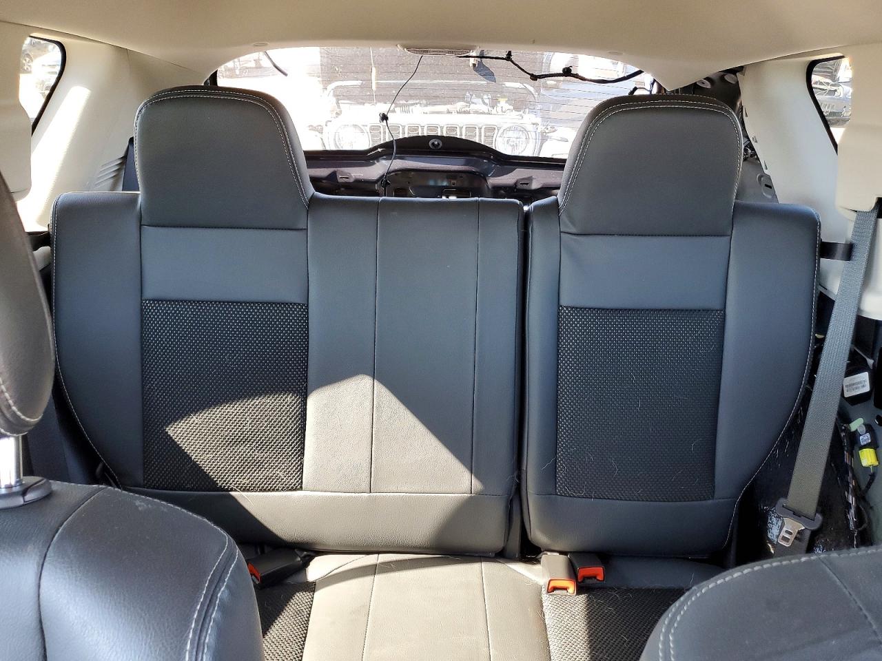 2015 Jeep Compass Sport Gray vin: 1C4NJCBA4FD210970