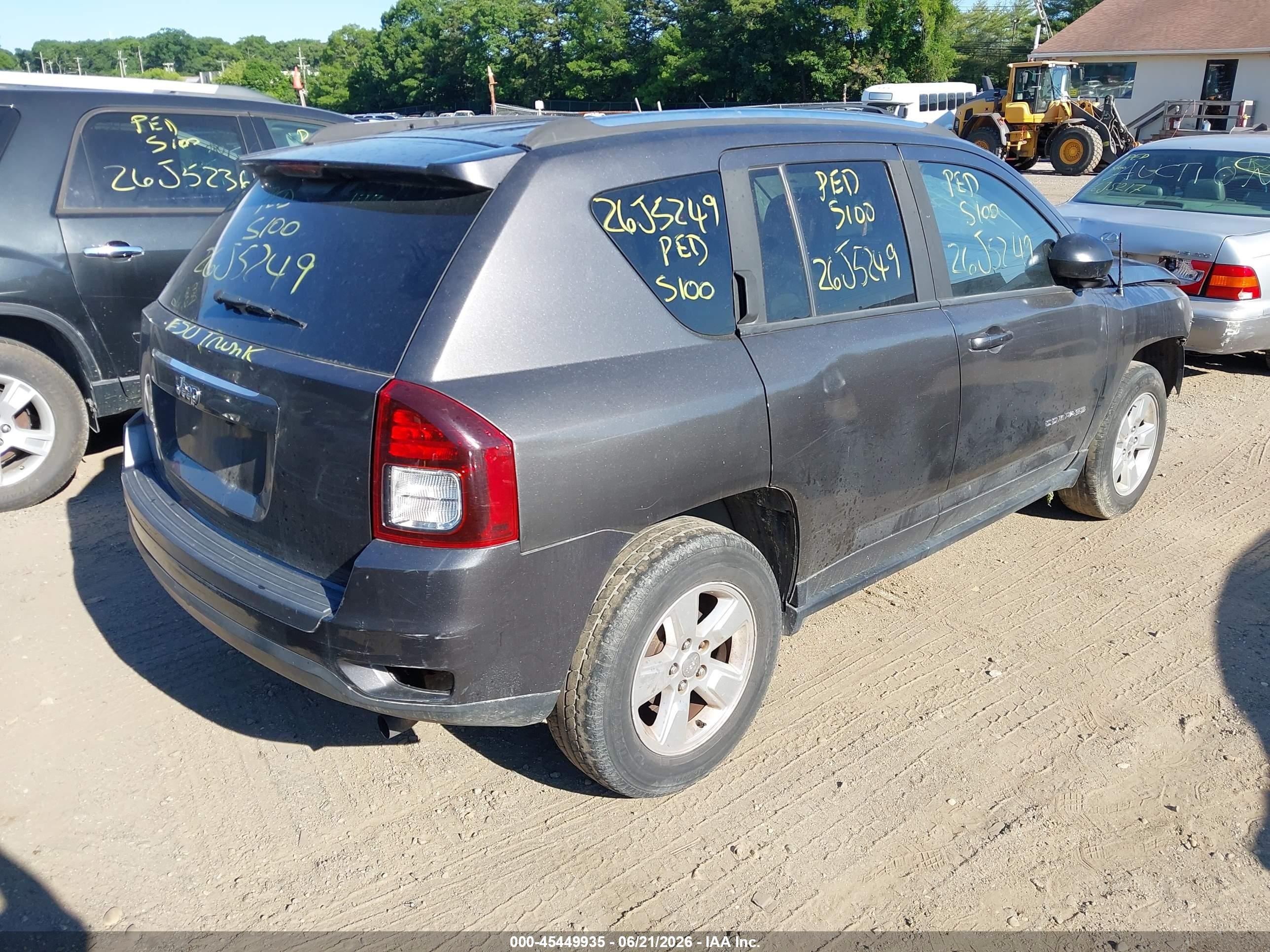 2015 Jeep Compass Sport Gray vin: 1C4NJCBA4FD219135