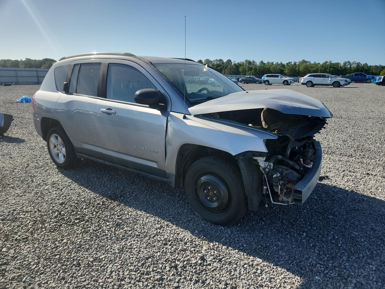 2015 Jeep Compass Sport Silver vin: 1C4NJCBA4FD262387