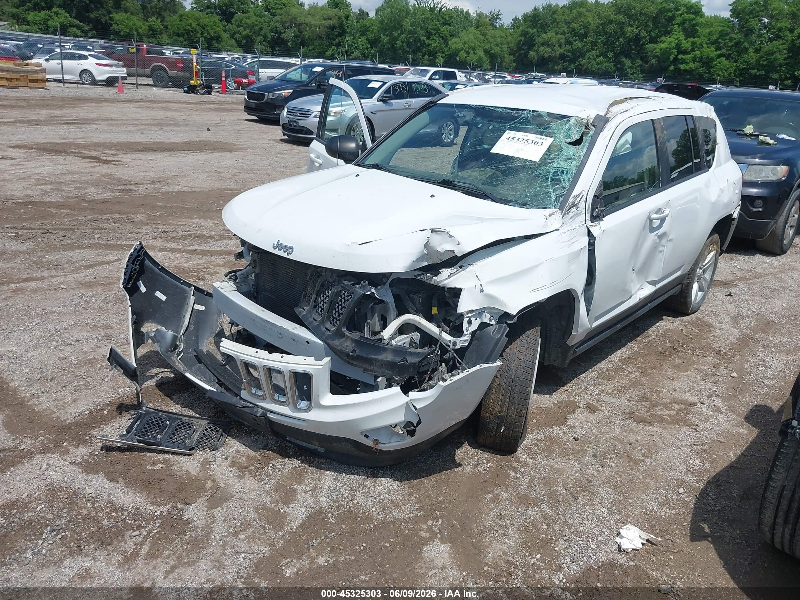 2012 Jeep Compass Sport White vin: 1C4NJCBA5CD521254
