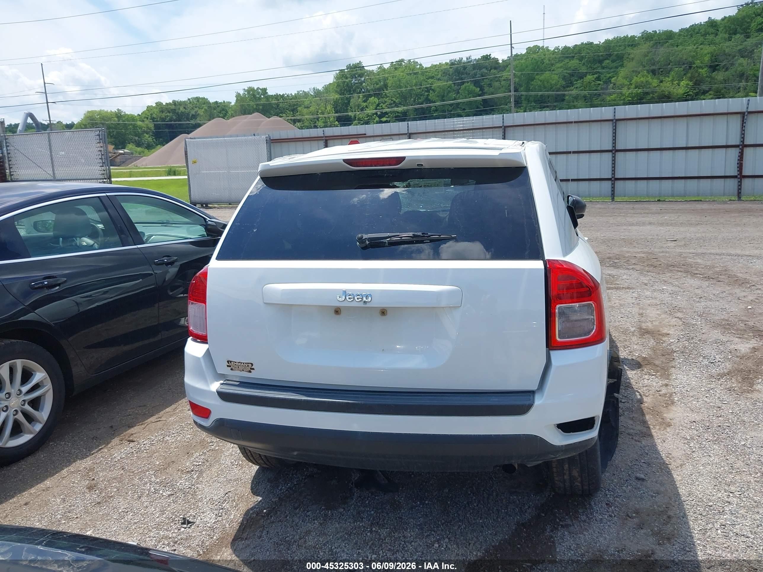 2012 Jeep Compass Sport White vin: 1C4NJCBA5CD521254