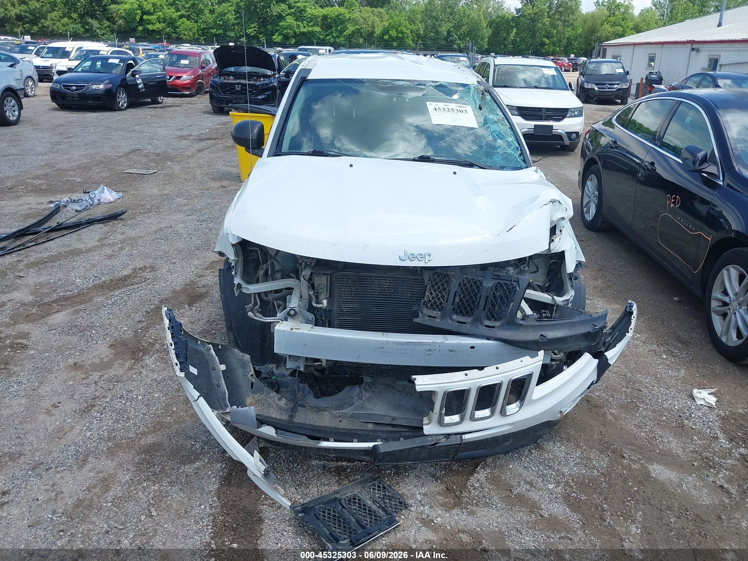 2012 Jeep Compass Sport White vin: 1C4NJCBA5CD521254