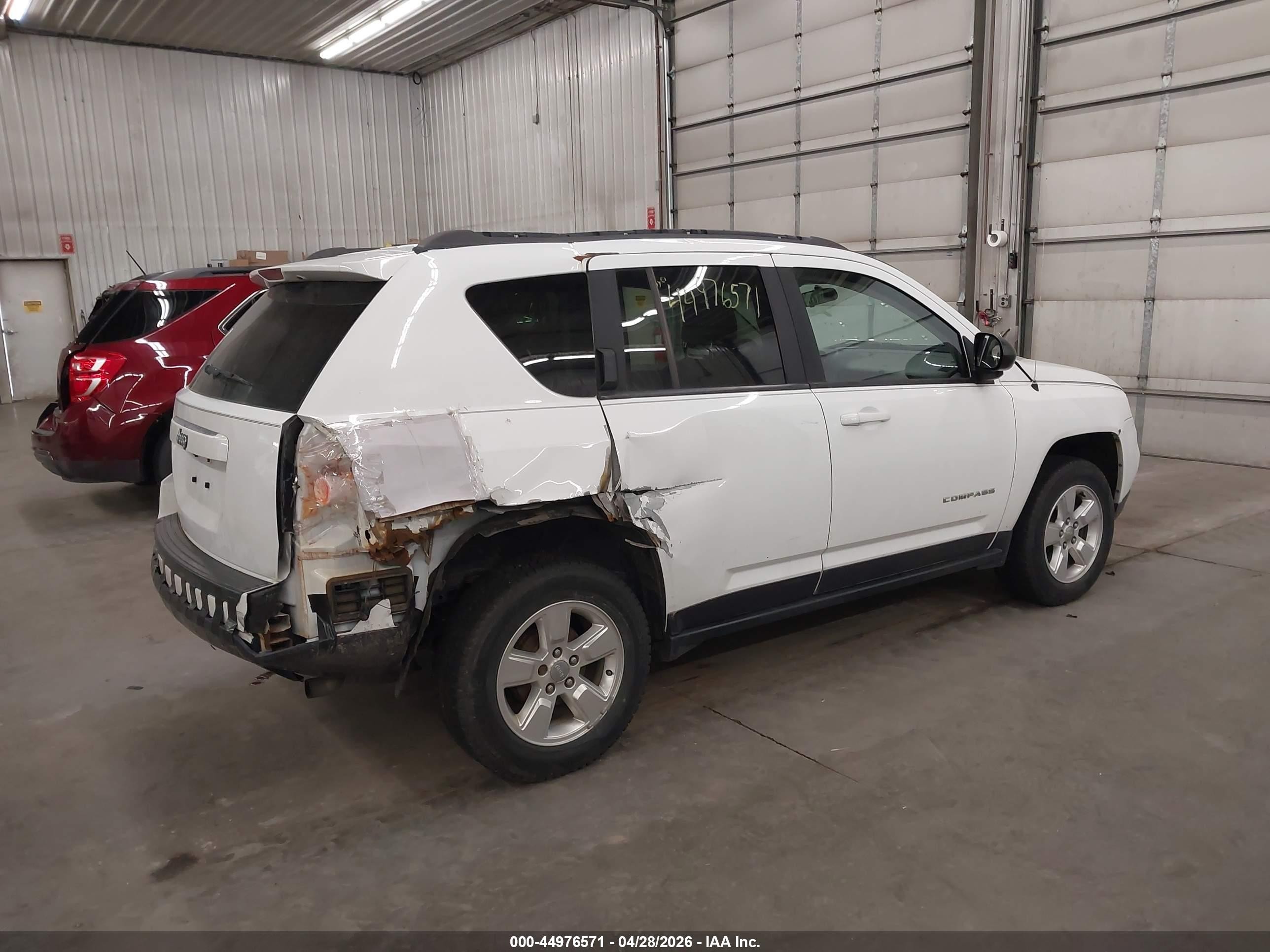 2015 Jeep Compass Sport White vin: 1C4NJCBA5FD131193