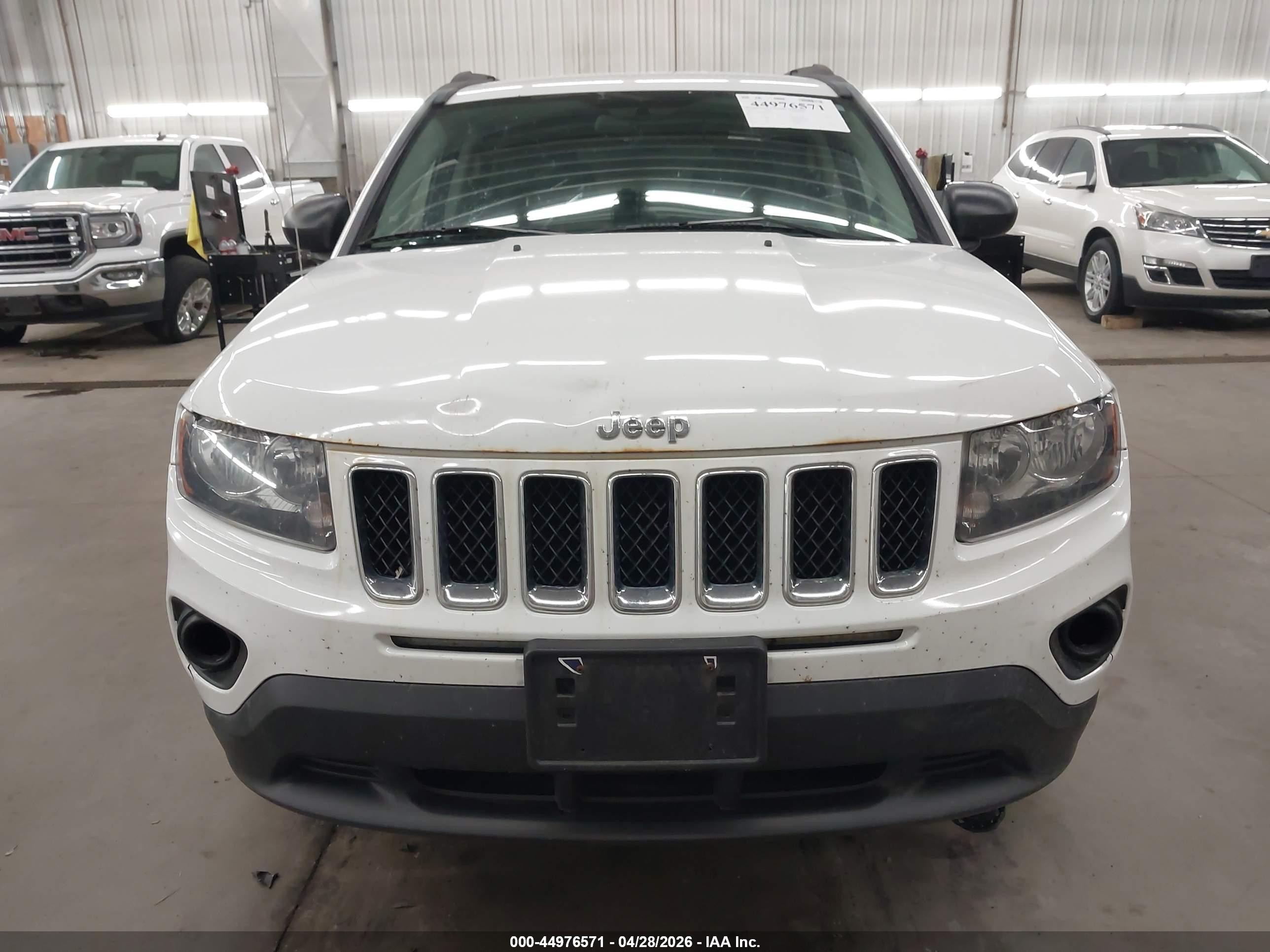 2015 Jeep Compass Sport White vin: 1C4NJCBA5FD131193