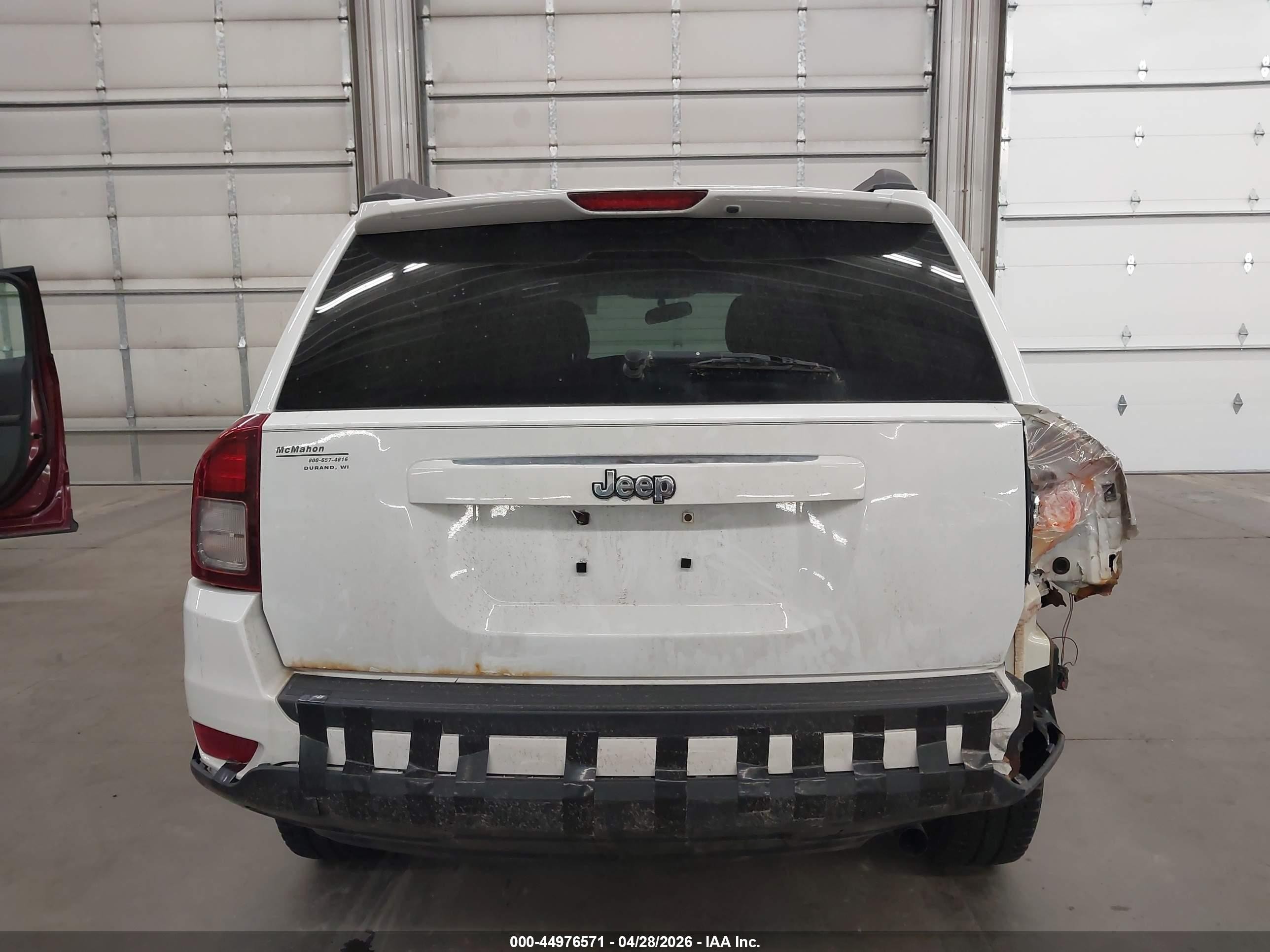 2015 Jeep Compass Sport White vin: 1C4NJCBA5FD131193