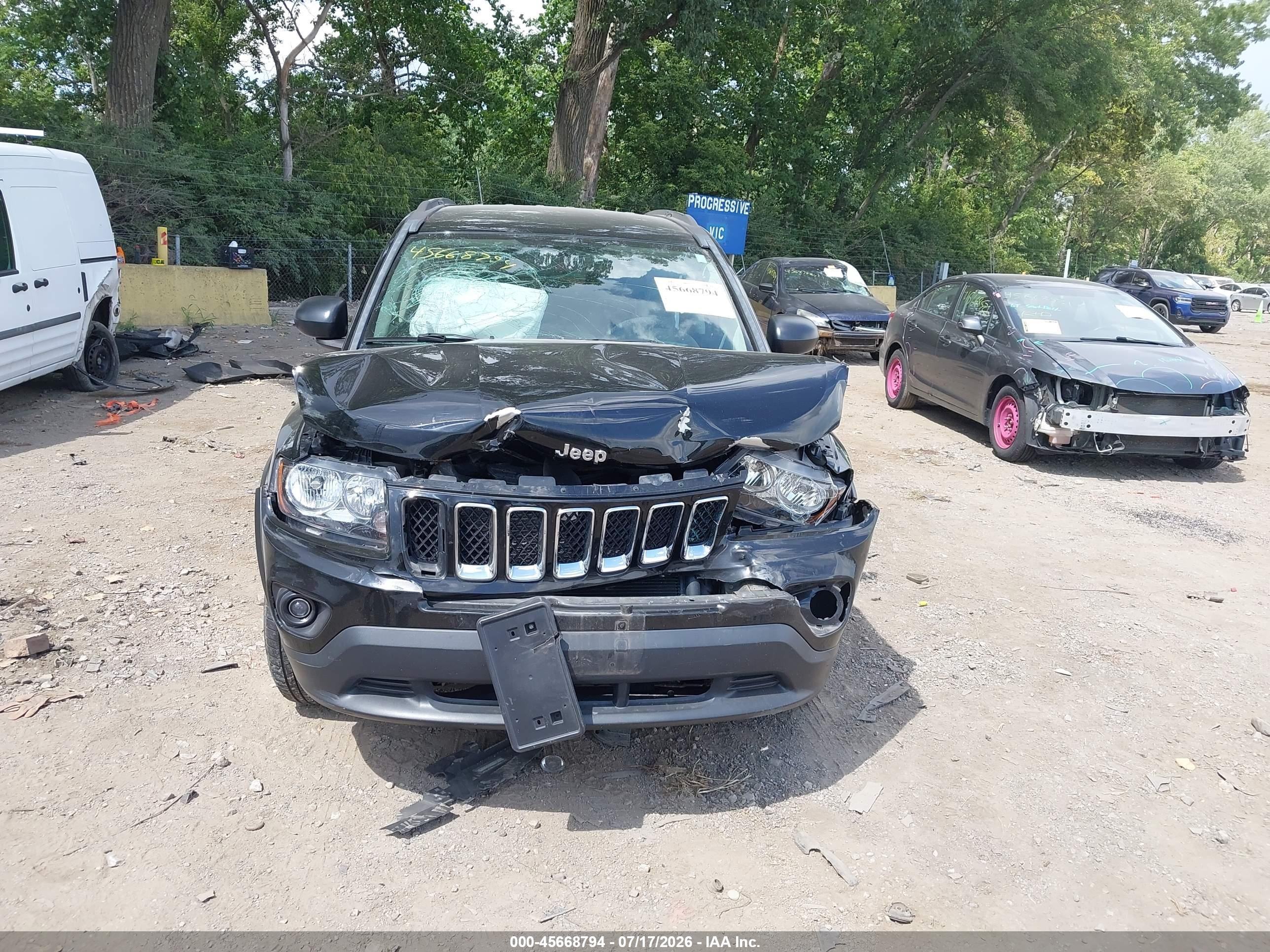 2015 Jeep Compass Sport Черный vin: 1C4NJCBA5FD143778