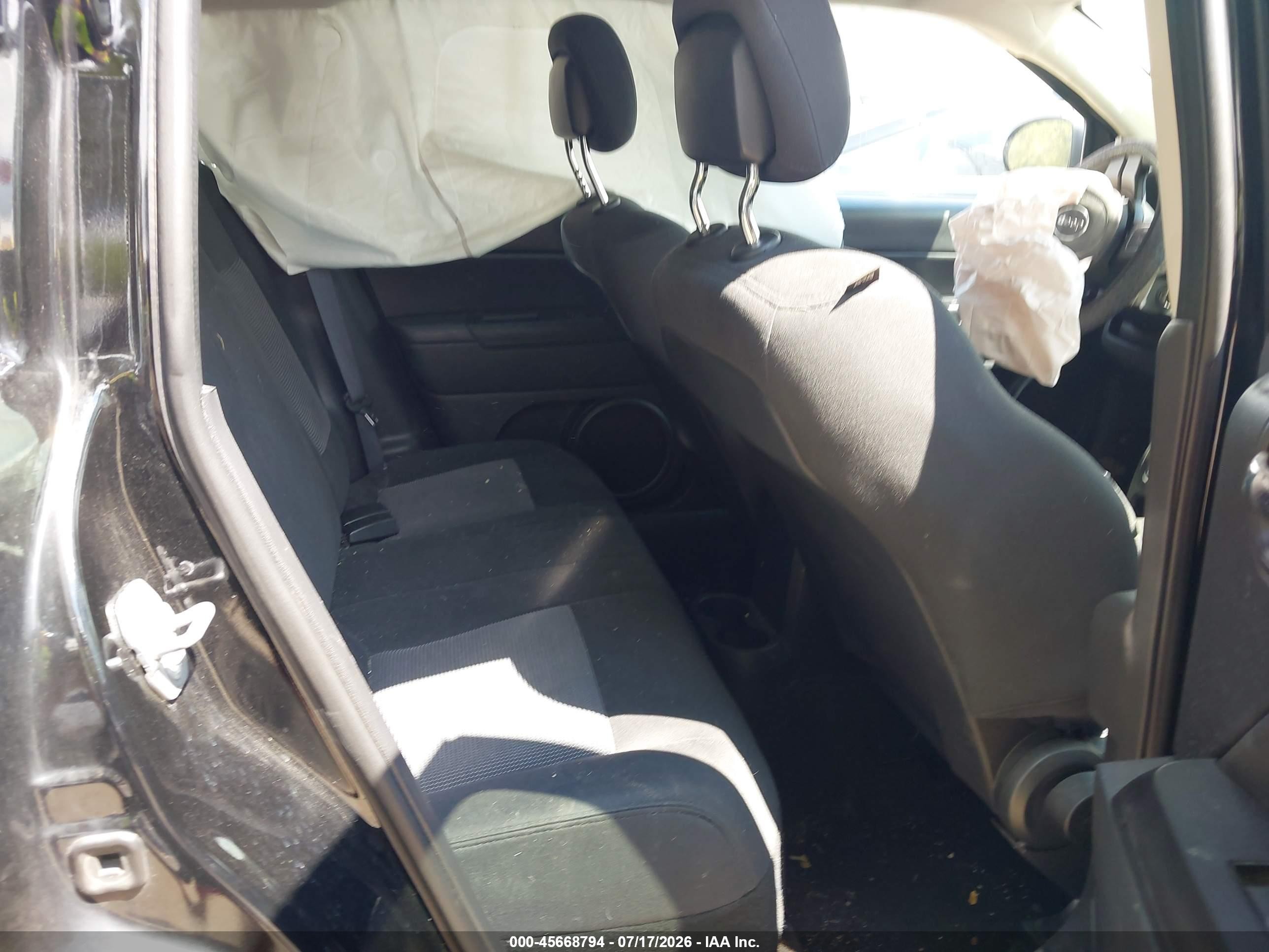 2015 Jeep Compass Sport Черный vin: 1C4NJCBA5FD143778