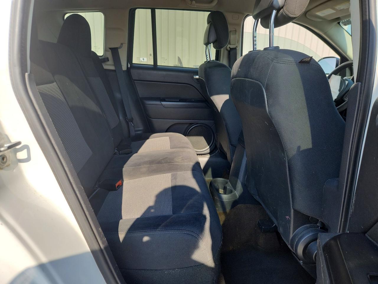 2014 Jeep Compass Sport Белый vin: 1C4NJCBA6ED573611