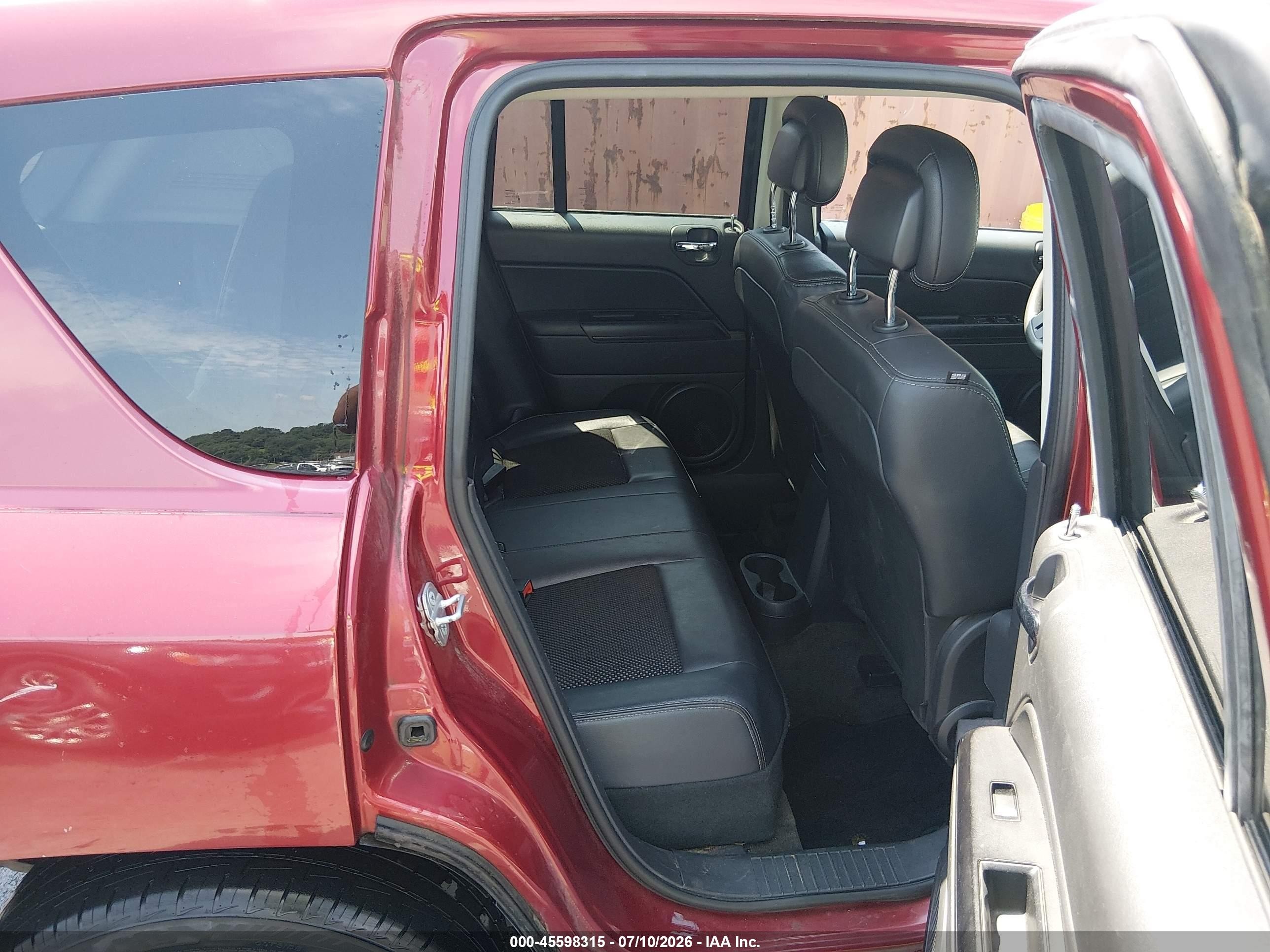 2014 Jeep Compass Altitude Red vin: 1C4NJCBA6ED678858