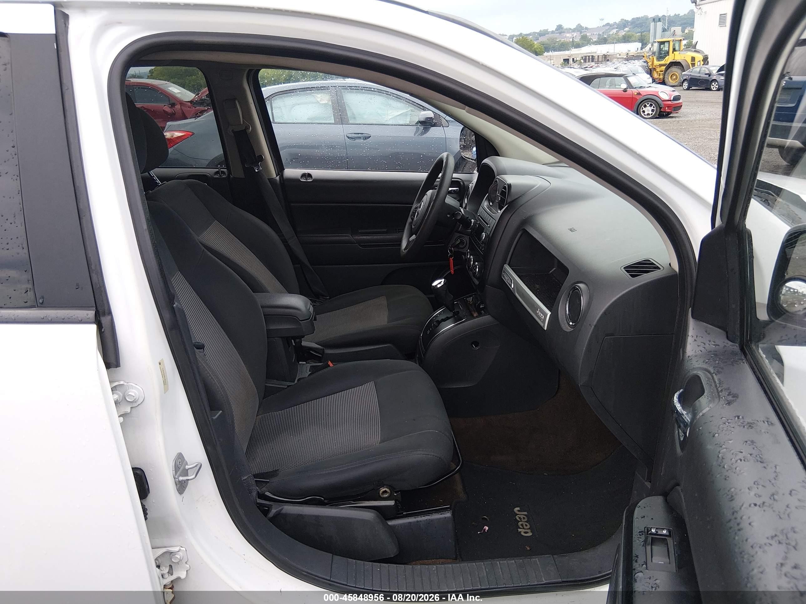 2014 Jeep Compass Sport Белый vin: 1C4NJCBA6ED692078