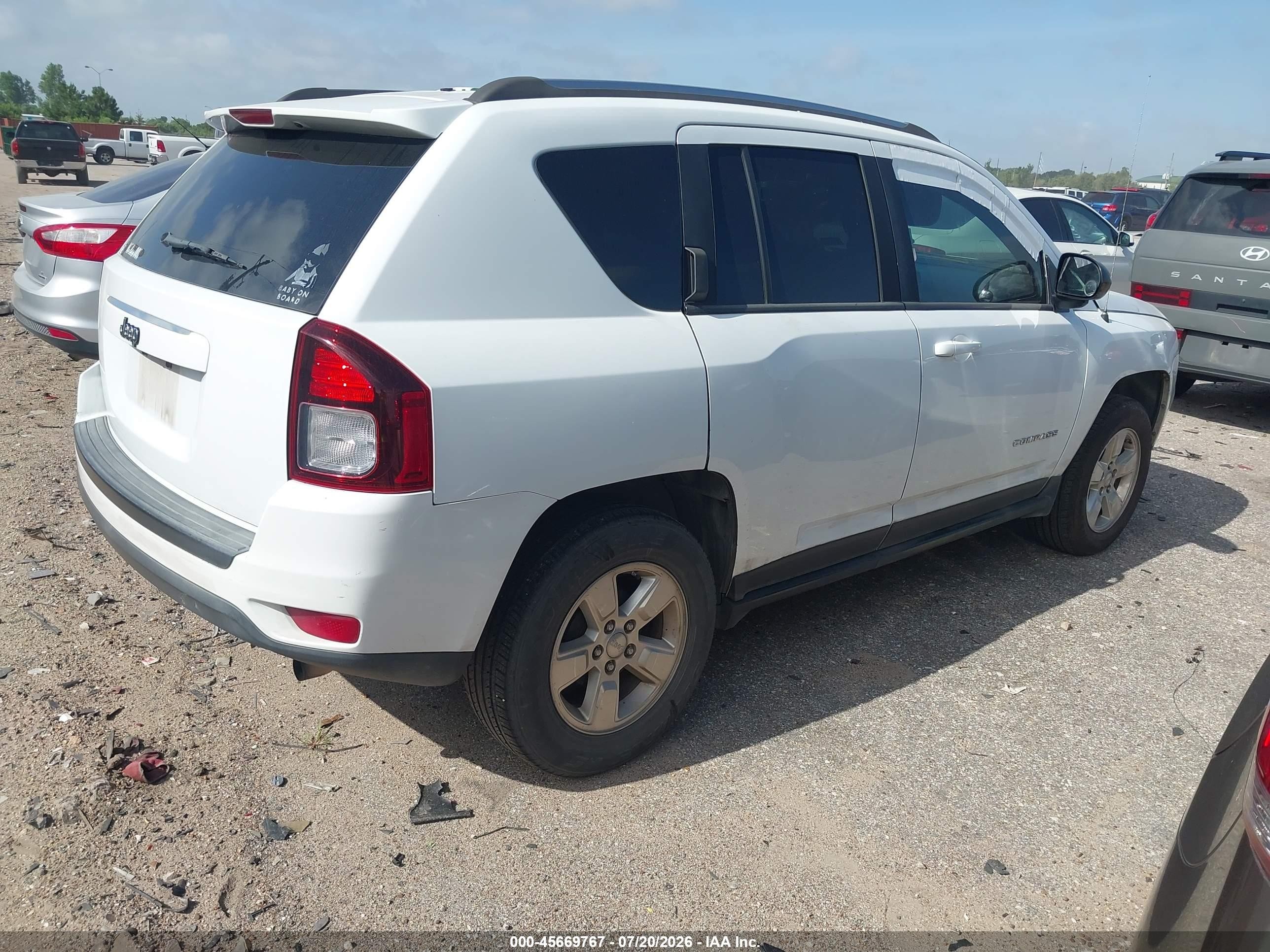 2015 Jeep Compass Sport White vin: 1C4NJCBA6FD190821